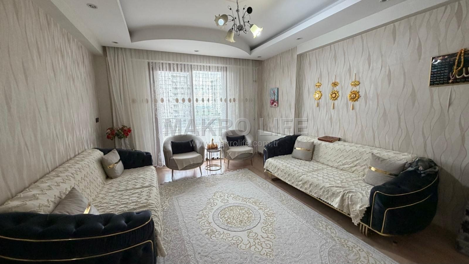 ÜÇKUYULARDA SİTELİ YAPILI 3+1 SATILIK DAİRE