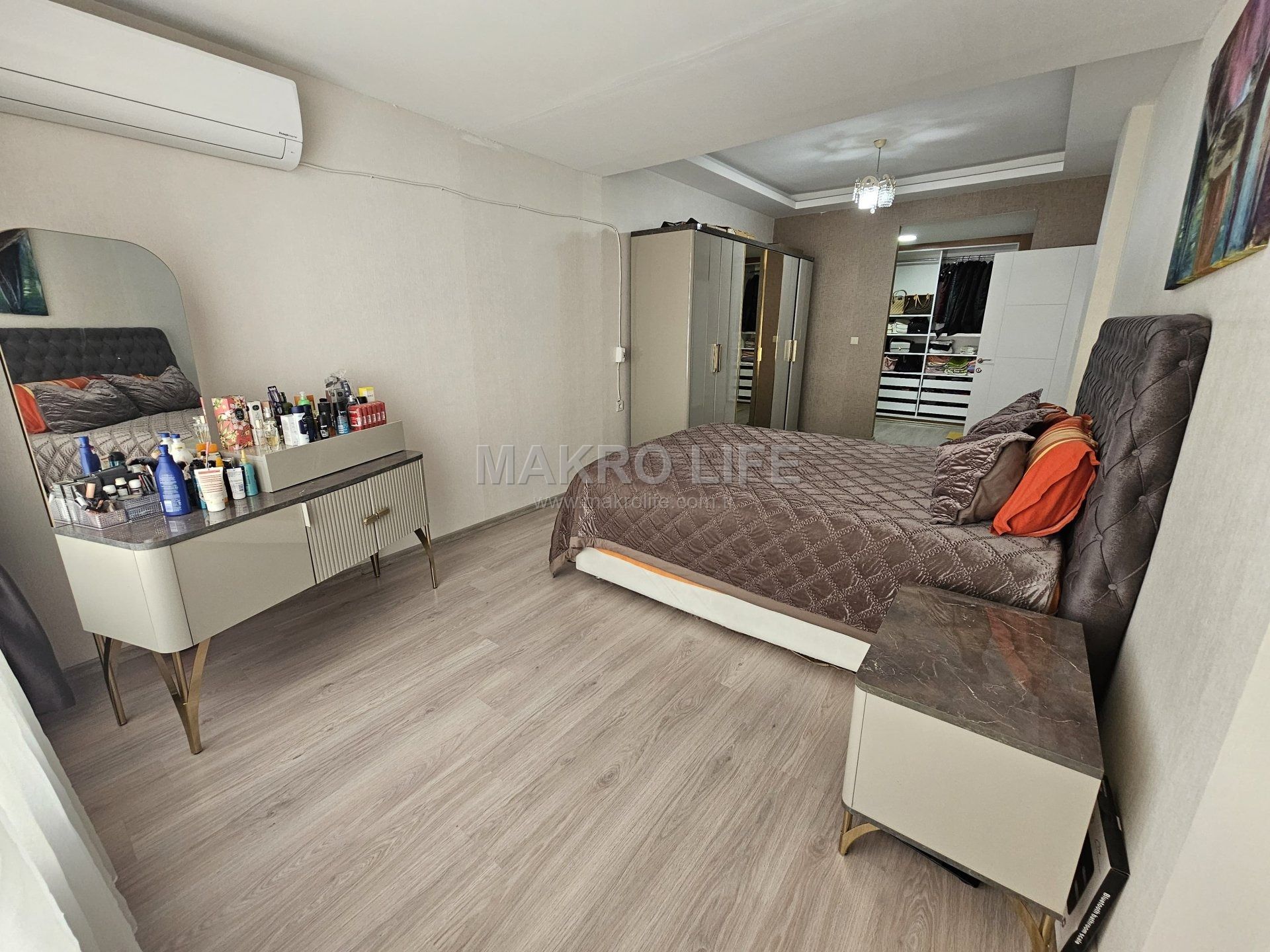 CEYLAN AWM ARKASI TAŞKIRANDA SATILIK LÜX 4+1 FIRSAT DAİRE