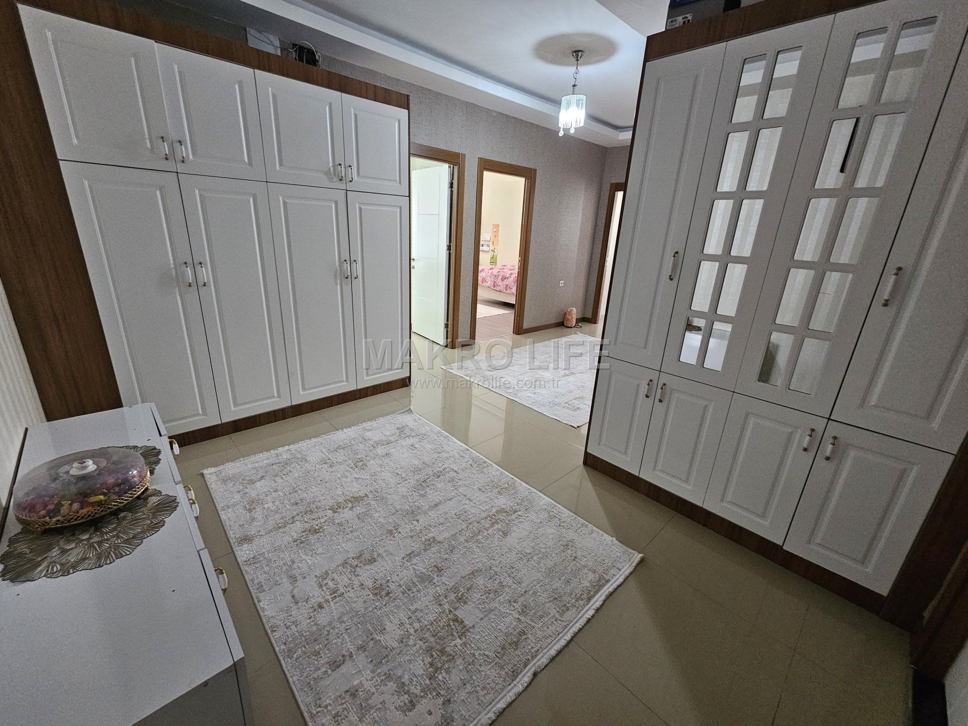CEYLAN AWM ARKASI TAŞKIRANDA SATILIK LÜX 4+1 FIRSAT DAİRE