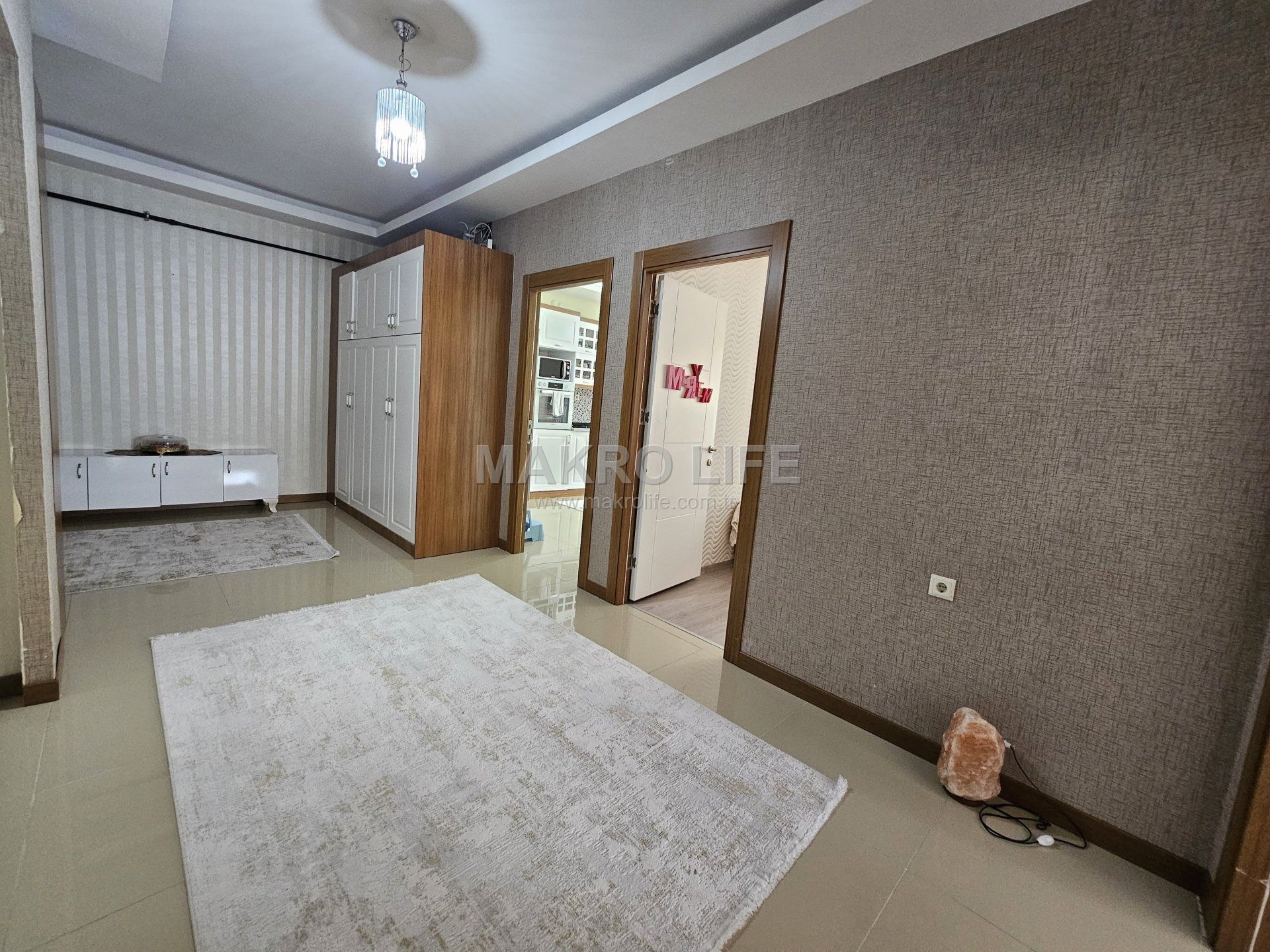 CEYLAN AWM ARKASI TAŞKIRANDA SATILIK LÜX 4+1 FIRSAT DAİRE
