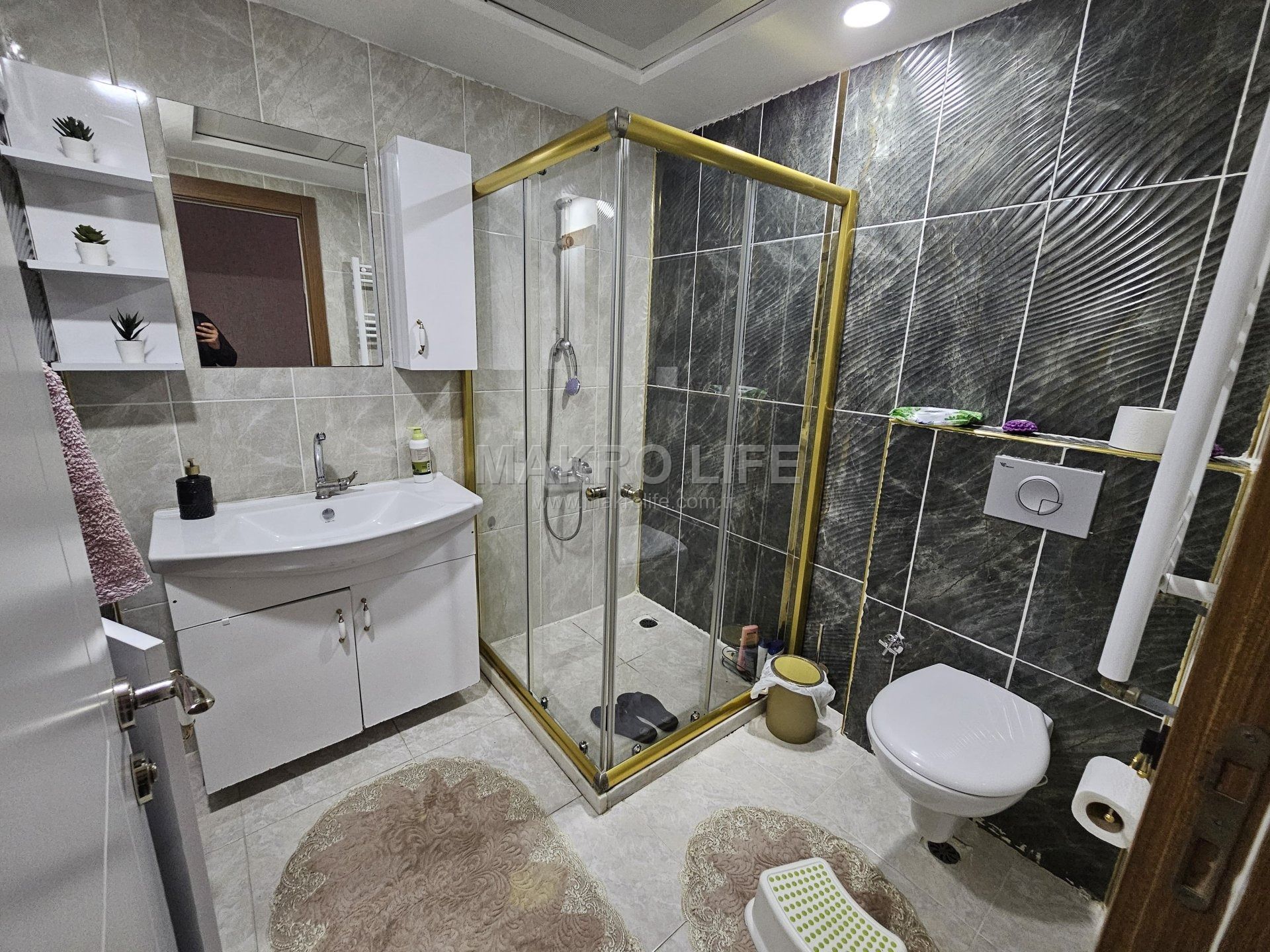 CEYLAN AWM ARKASI TAŞKIRANDA SATILIK LÜX 4+1 FIRSAT DAİRE