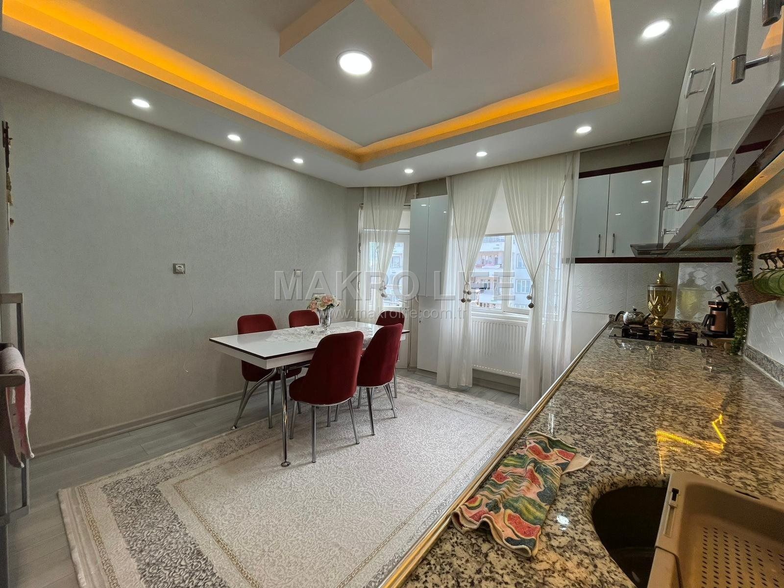 KAYAPINAR KENT MEYDANI CİVARI FULL YAPILI 3+1 SATILIK DAİRE