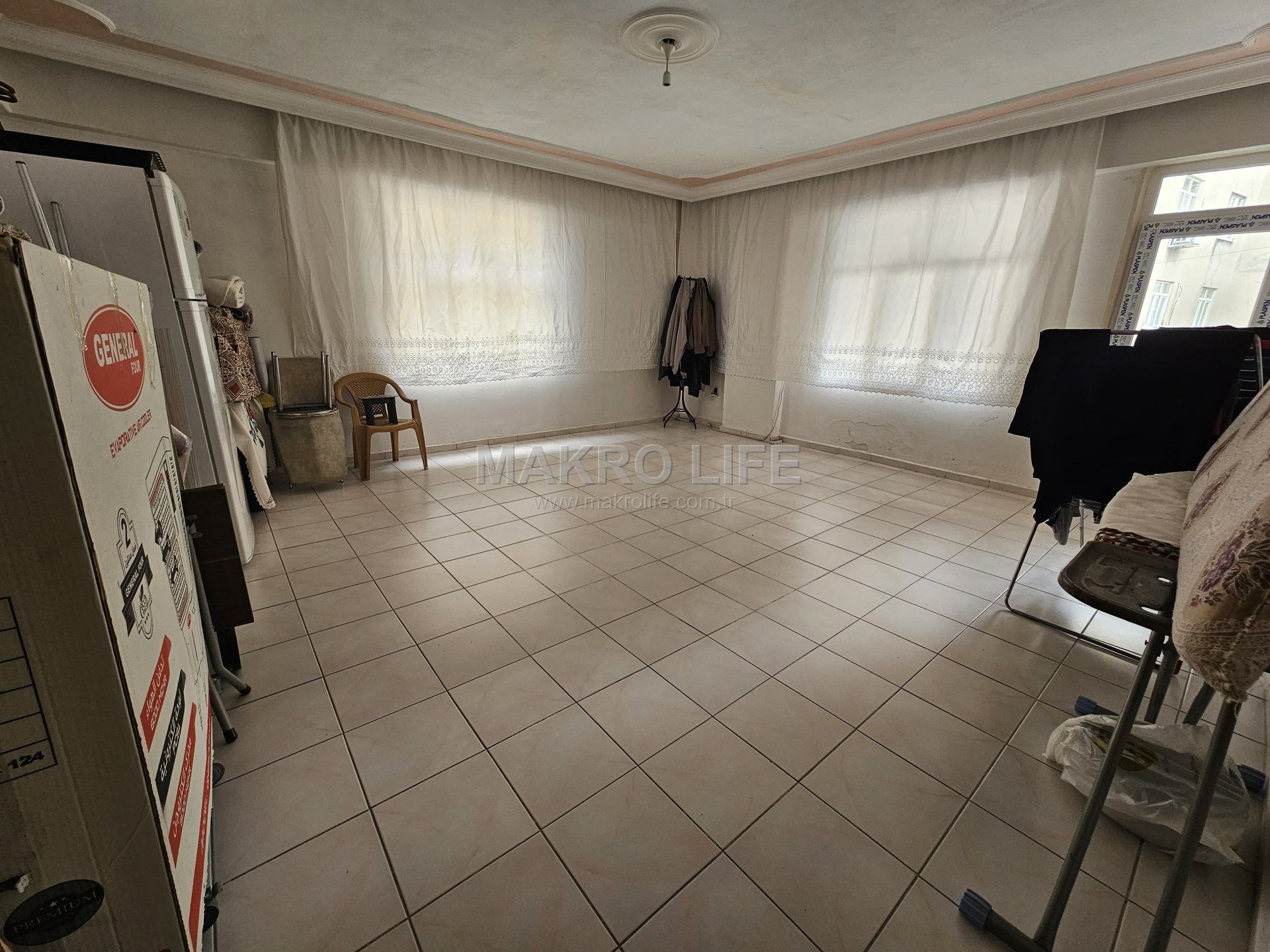 POLİS OKULU CİVARI SATILIK FIRSAT ARA KAT 3+1 DAİRE