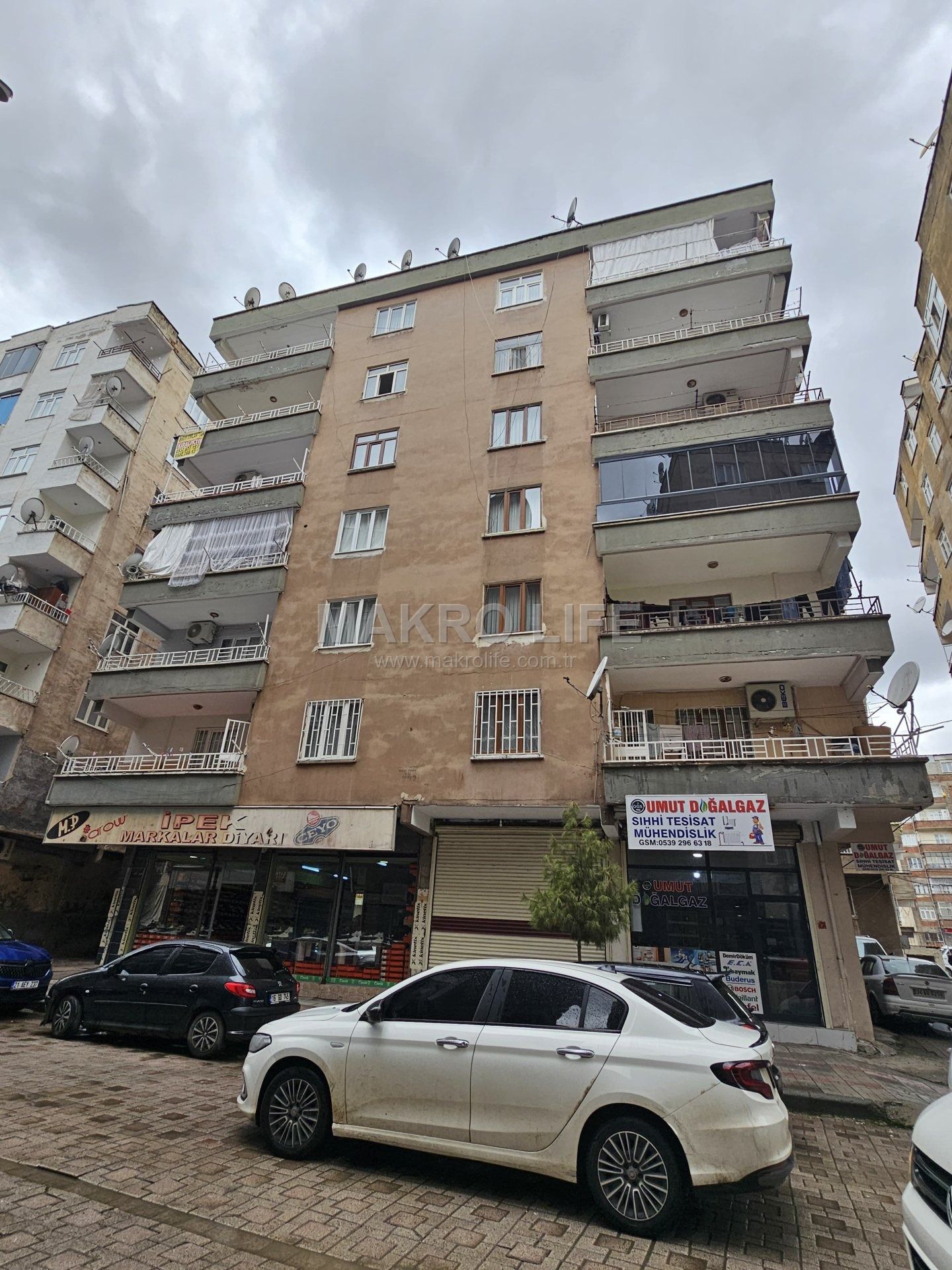 POLİS OKULU CİVARI SATILIK FIRSAT ARA KAT 3+1 DAİRE