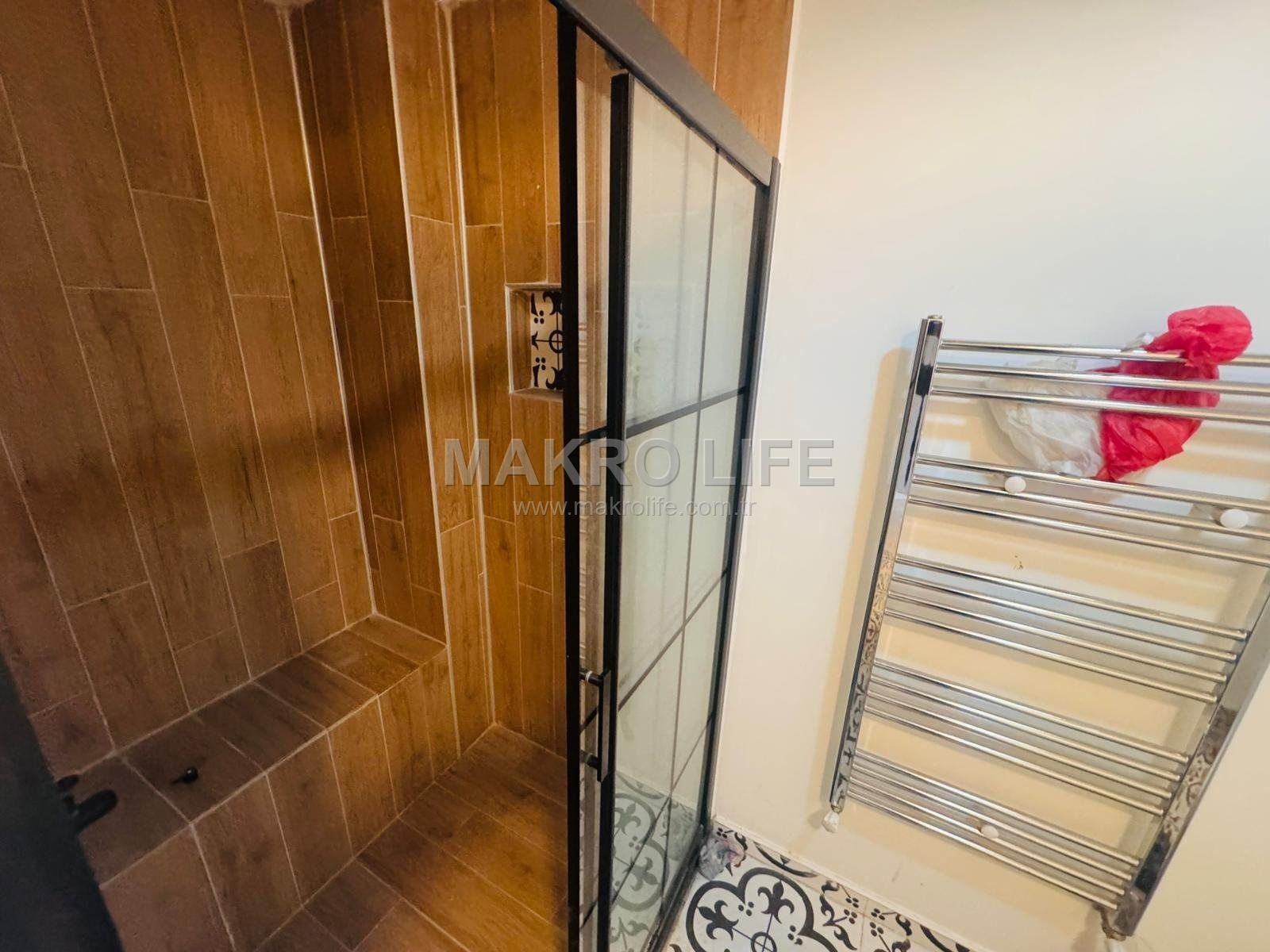 SATILIK URFA YOLU METRO AVM ARKASINDA TAŞINMAYA HAZIR 5+1 DAİRE