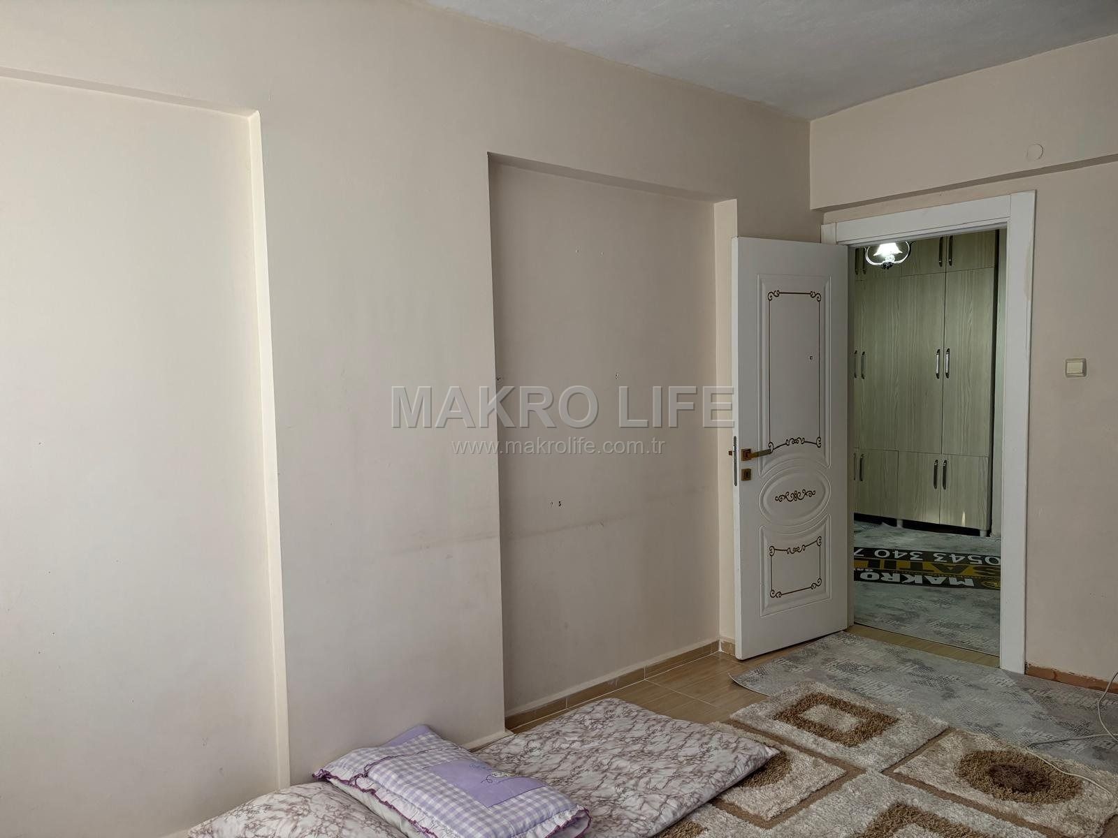 HUZUREVLERİ ANA CADDE ÜZERİ SATILIK 3+1 DAİRE!