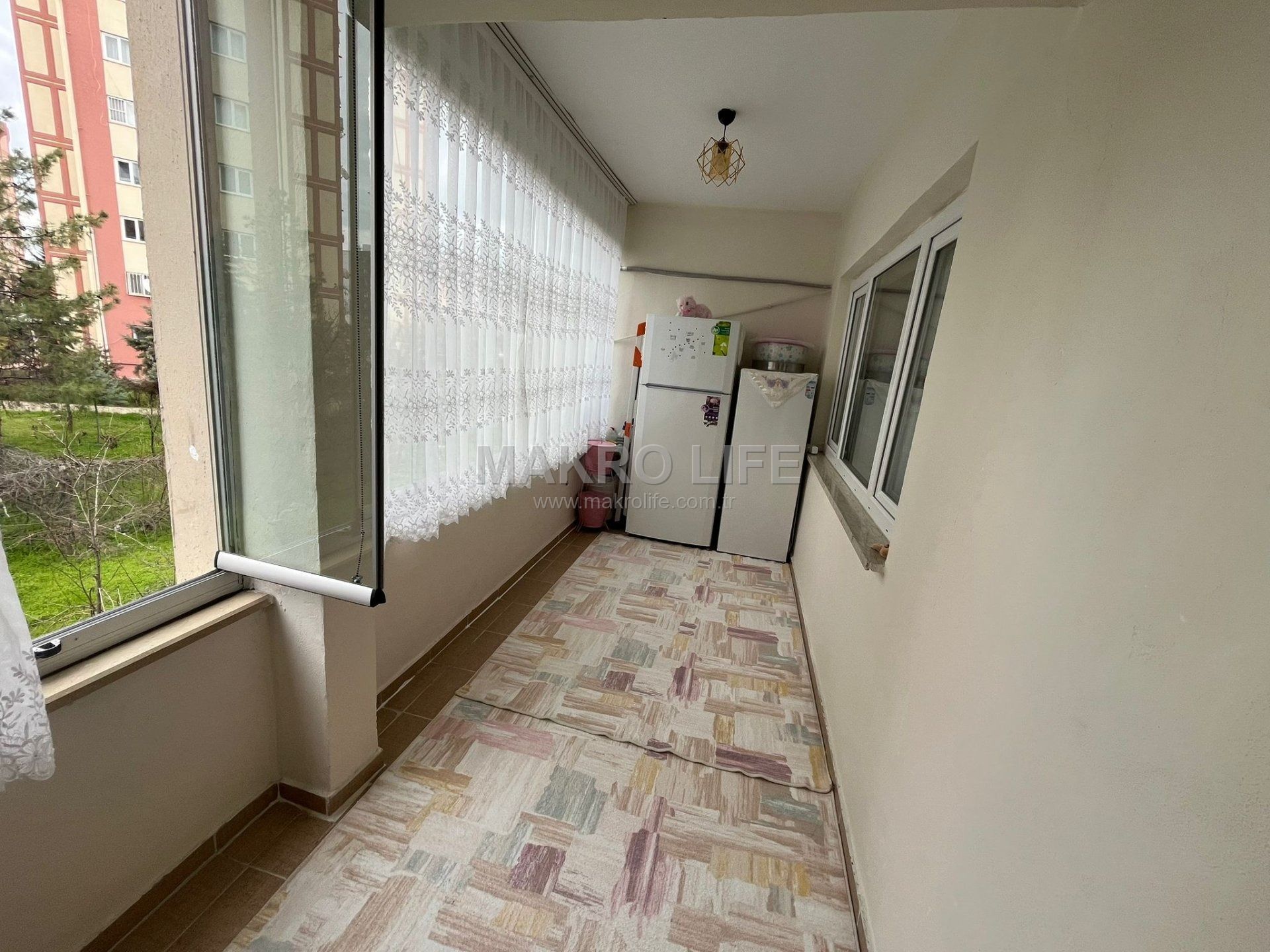ÜÇKUYULARDA 2+1 İÇİ FUL MASRAFLI ACİL SATILIK DAİRE
