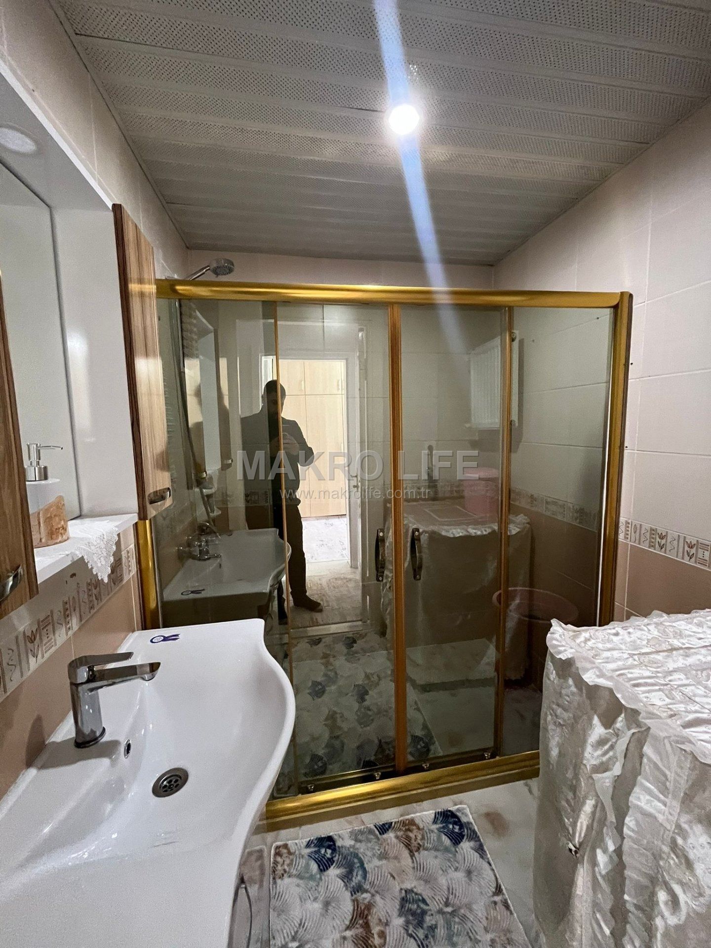 ÜÇKUYULARDA 2+1 İÇİ FUL MASRAFLI ACİL SATILIK DAİRE