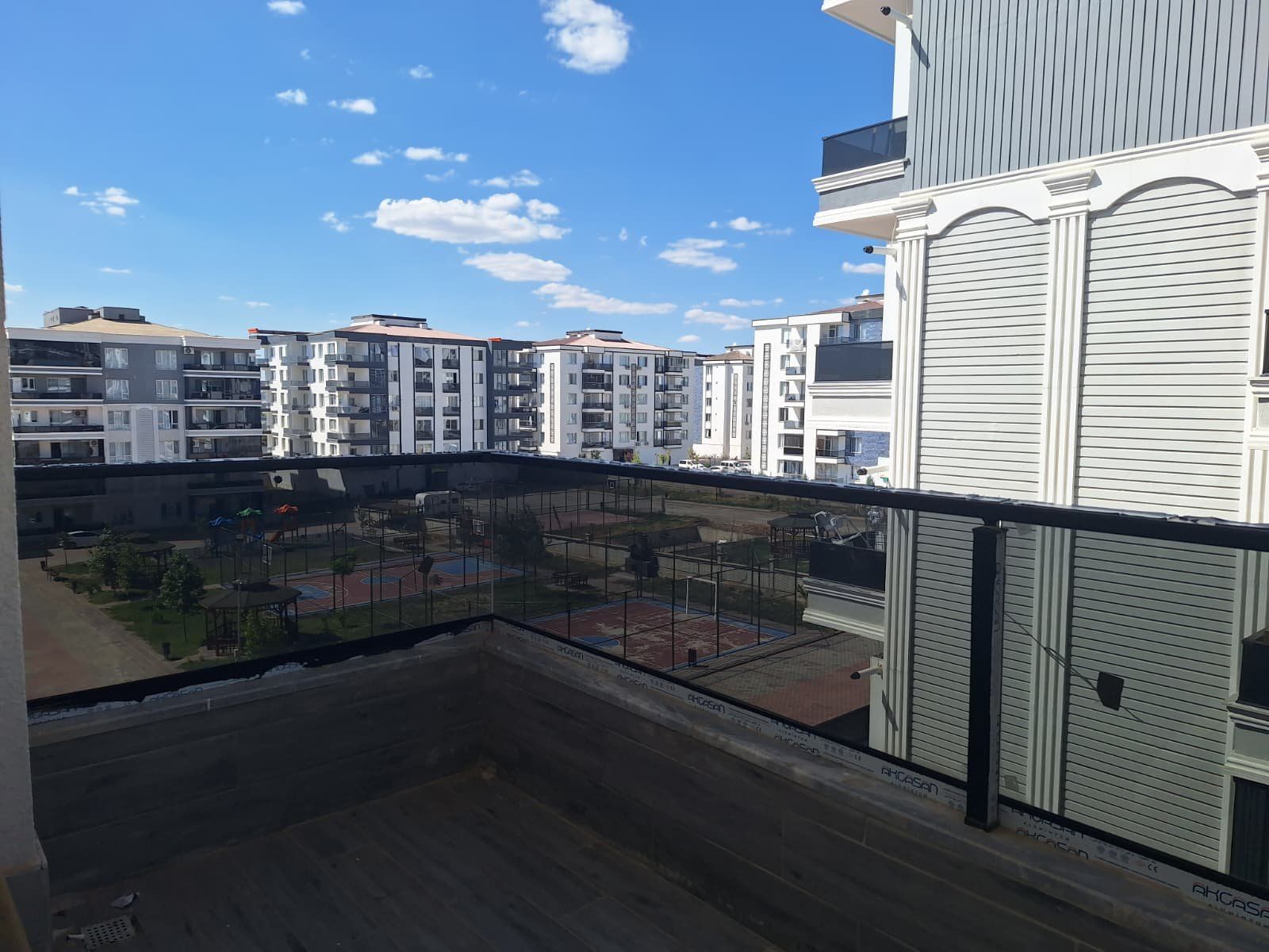 TEKNOKENT CİVARINDA 3,5+1 LÜKS VE KONFORLU SATILIK DAİRE