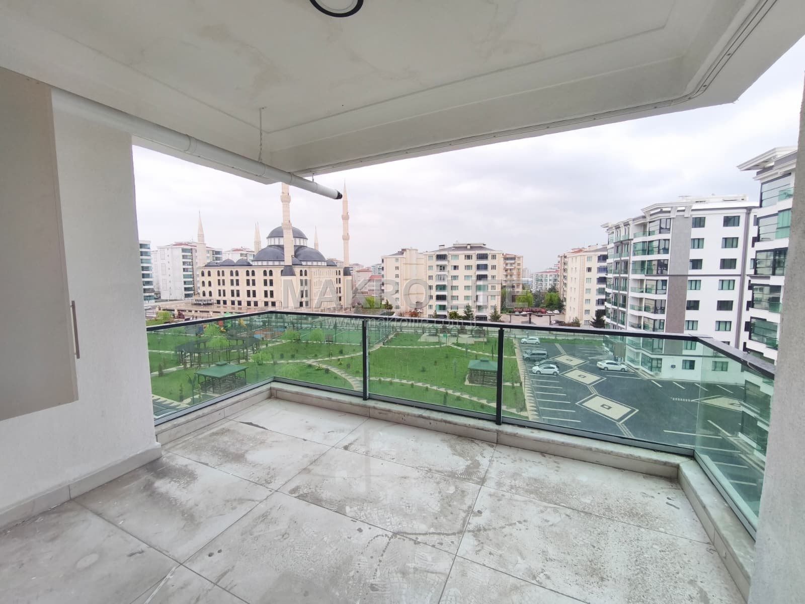BAĞCILARIN EN ÖZEL VE GÜZEL ENÇ YAPI KALİTESİYLE 3 ,5+1 SATILIK DAİRESİ