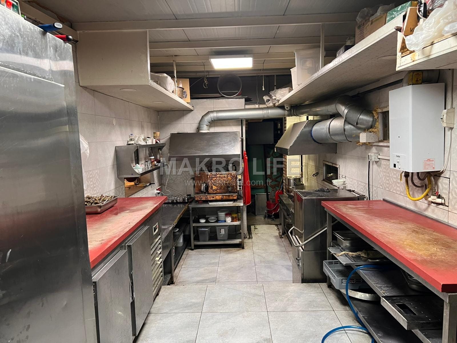 OFİS İSTASYON CADDESİNDE DTSO KARŞISINDA CADDE MAĞAZALI SATILIK İŞYERİ
