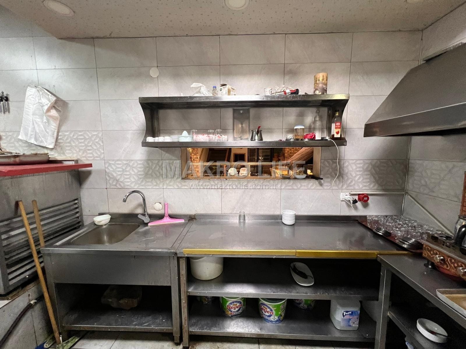 OFİS İSTASYON CADDESİNDE DTSO KARŞISINDA CADDE MAĞAZALI SATILIK İŞYERİ