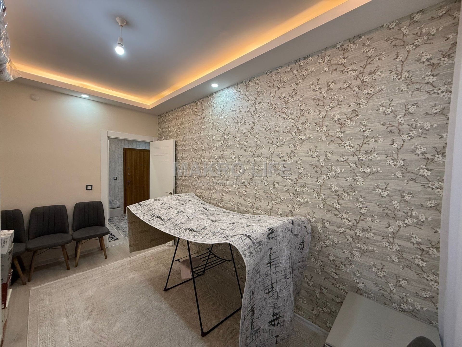 ADLİ TIP ARKASINDA SATILIK 2+1 DAİRE