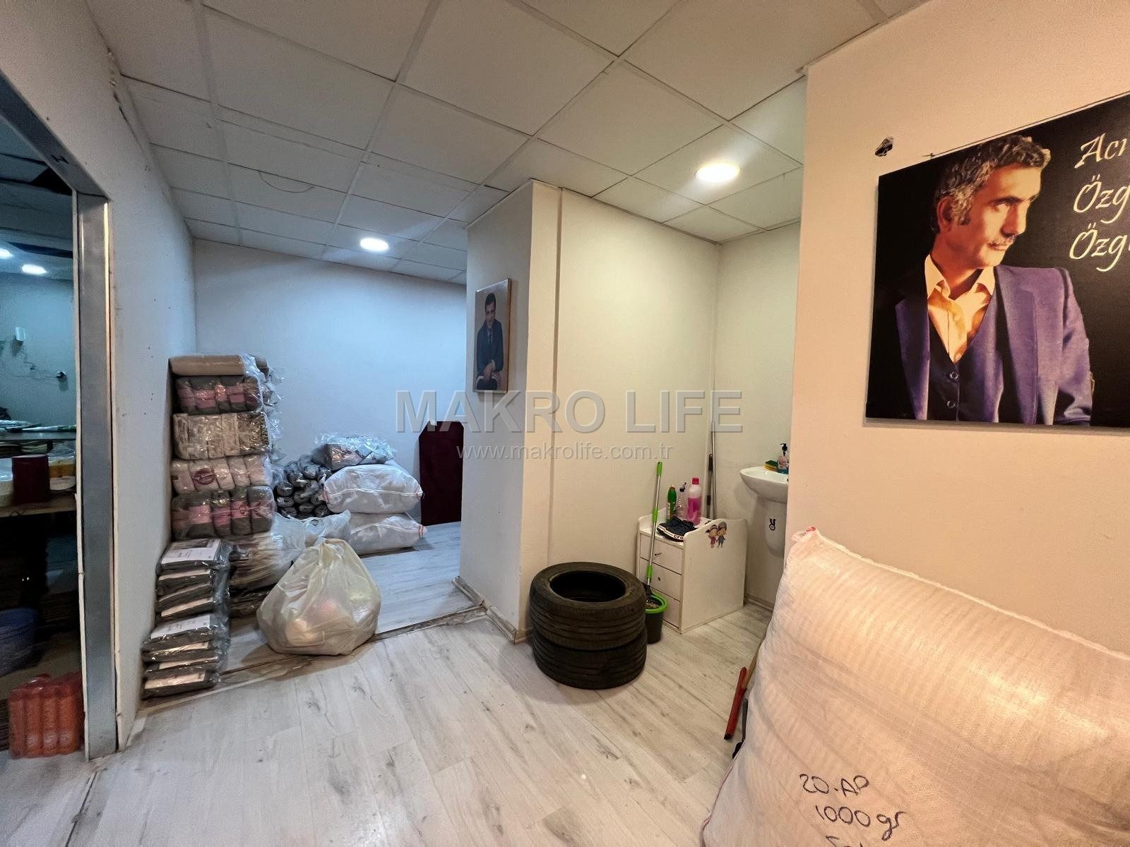 BAĞLAR TEĞMEN CADDESİ SATILIK FULL YAPILI DÜKKAN