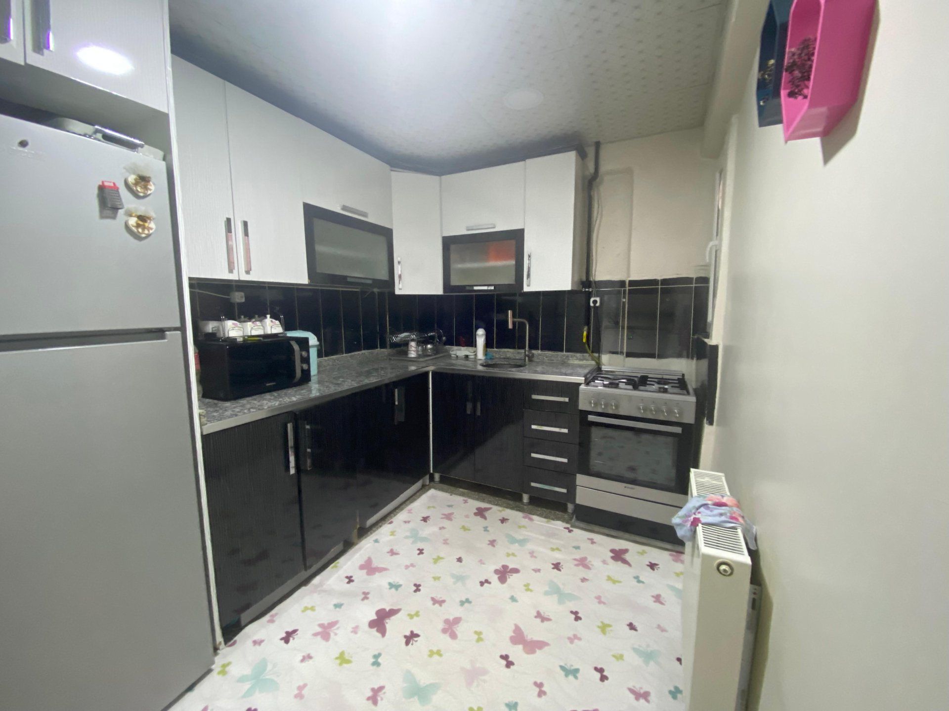 BAĞLAR 5 NİSANDA SATILIK MASRAFLI 2+1 DAİRE