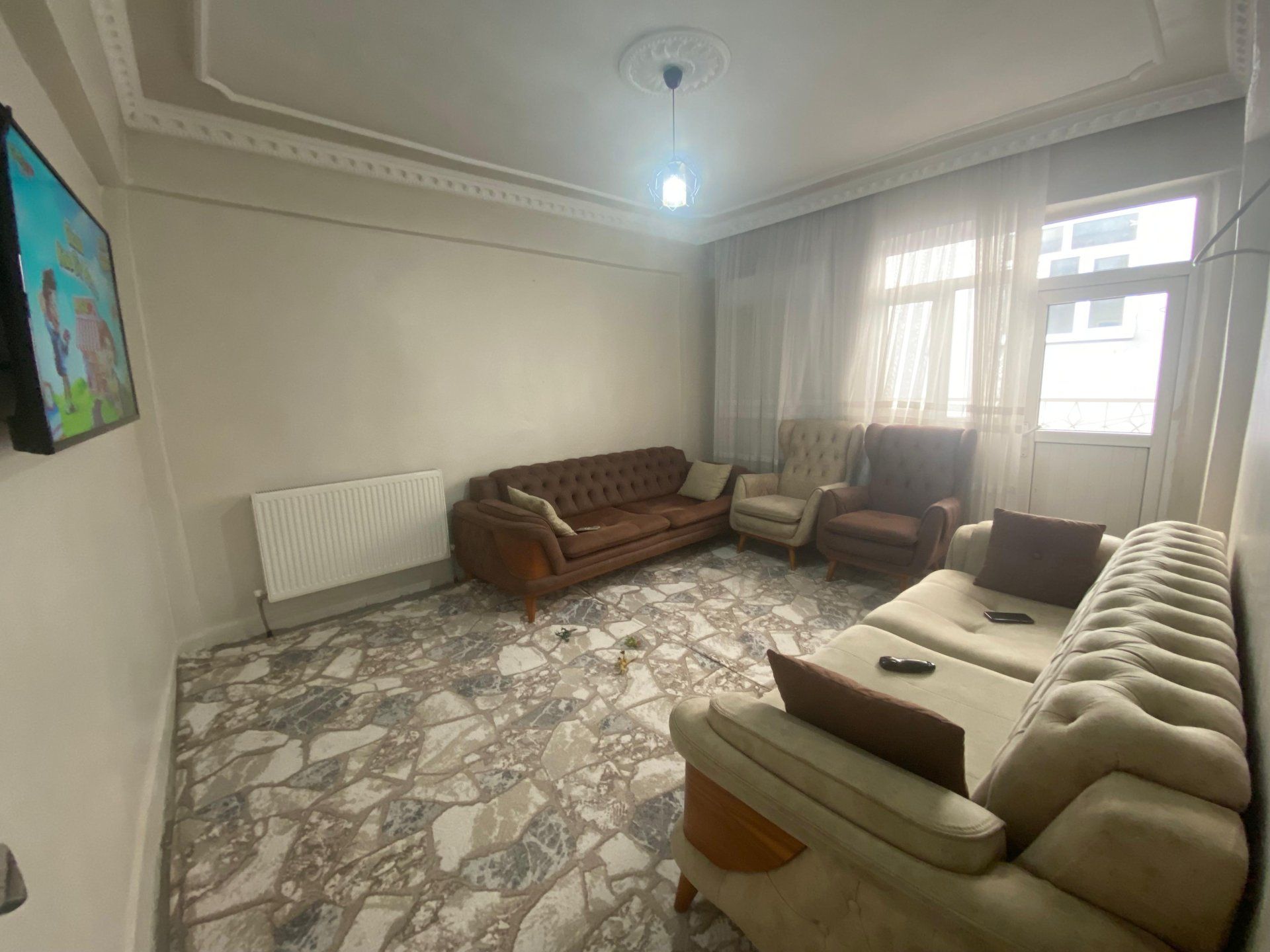 BAĞLAR 5 NİSANDA SATILIK MASRAFLI 2+1 DAİRE