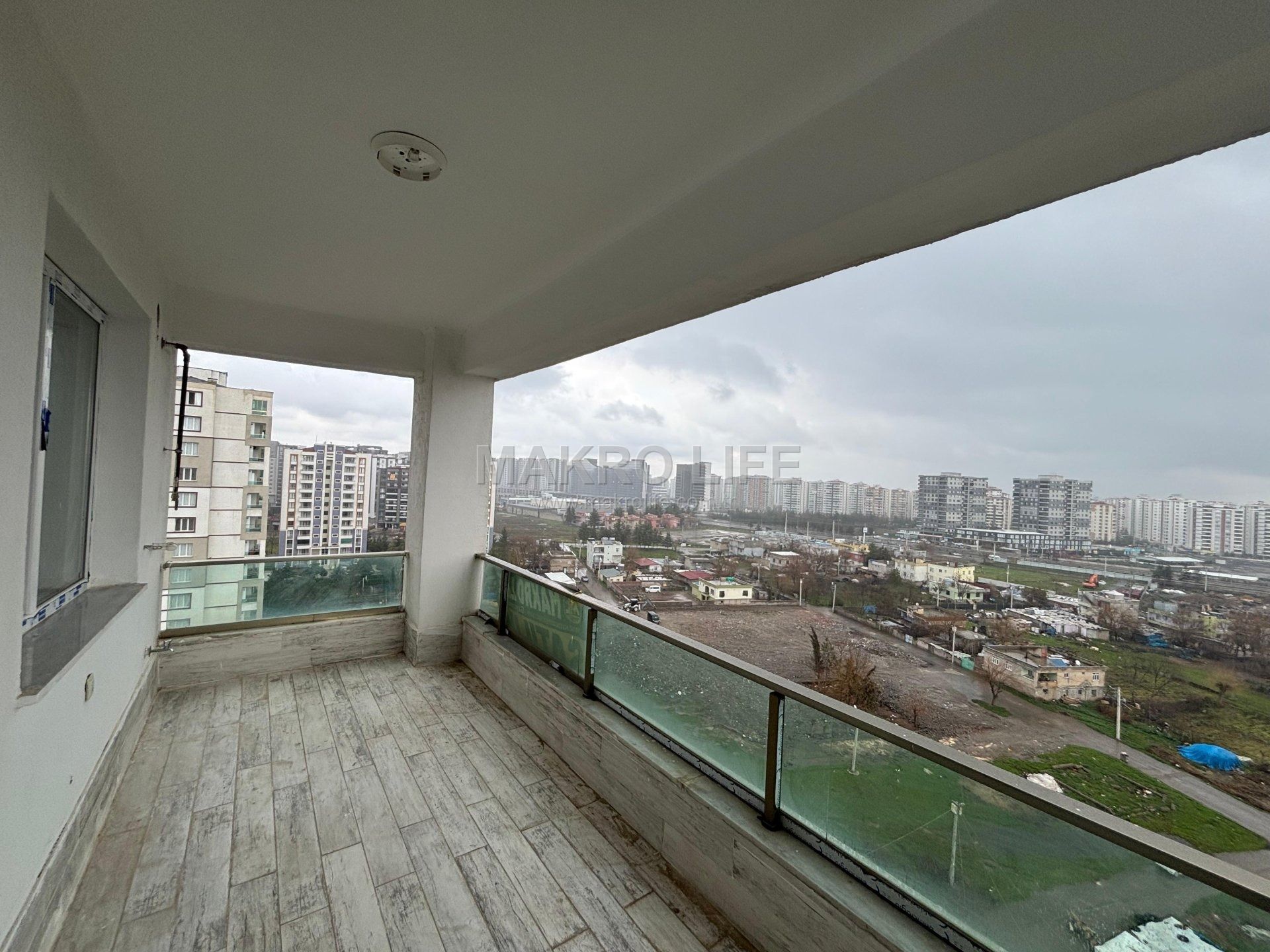 SATILIK WİNSTOWN İLE ADLİ TIP ARASINDA SIFIR 4,5+1 DAİRE