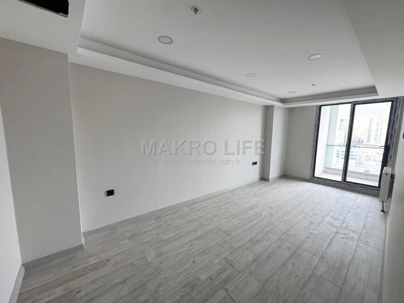 ÇEYSA CENTROPOLDE ACİL SATILIK ANAYOL CEPHELİ 2+1 OFİS