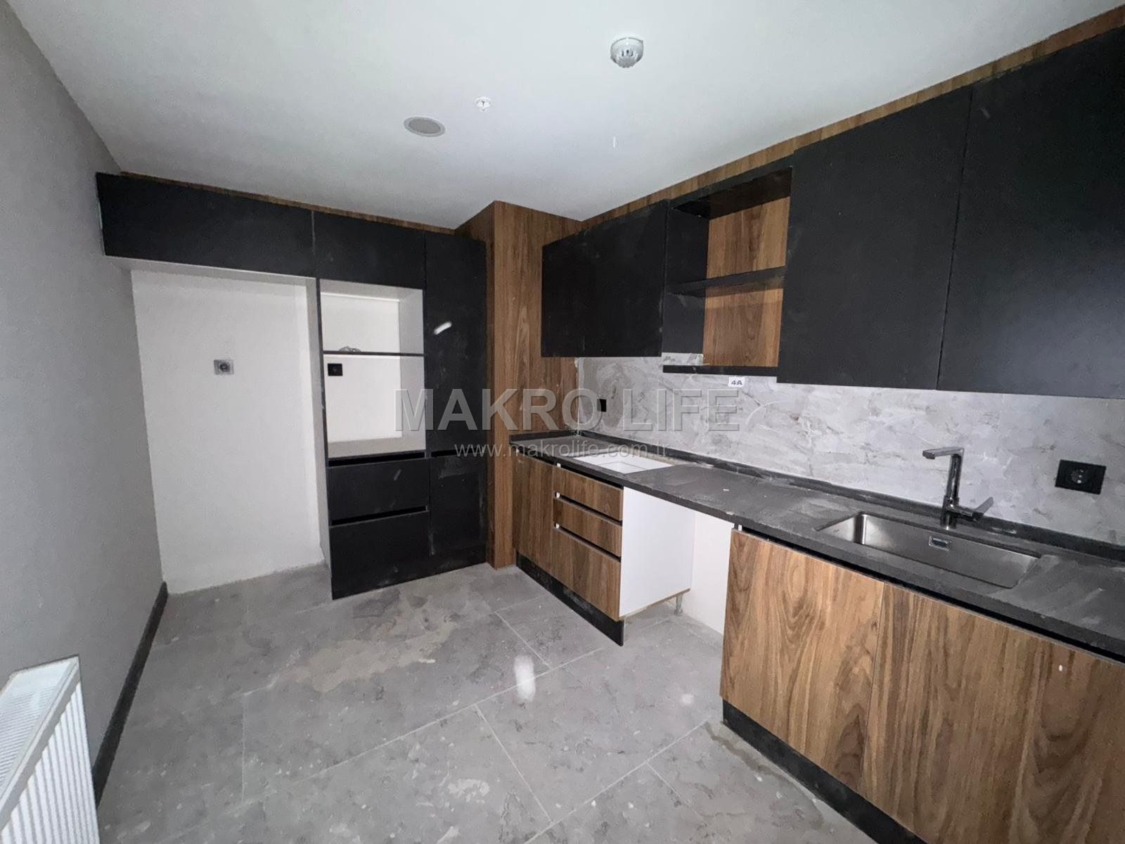 ÇEYSA CENTROPOLDE ACİL SATILIK ANAYOL CEPHELİ 2+1 OFİS