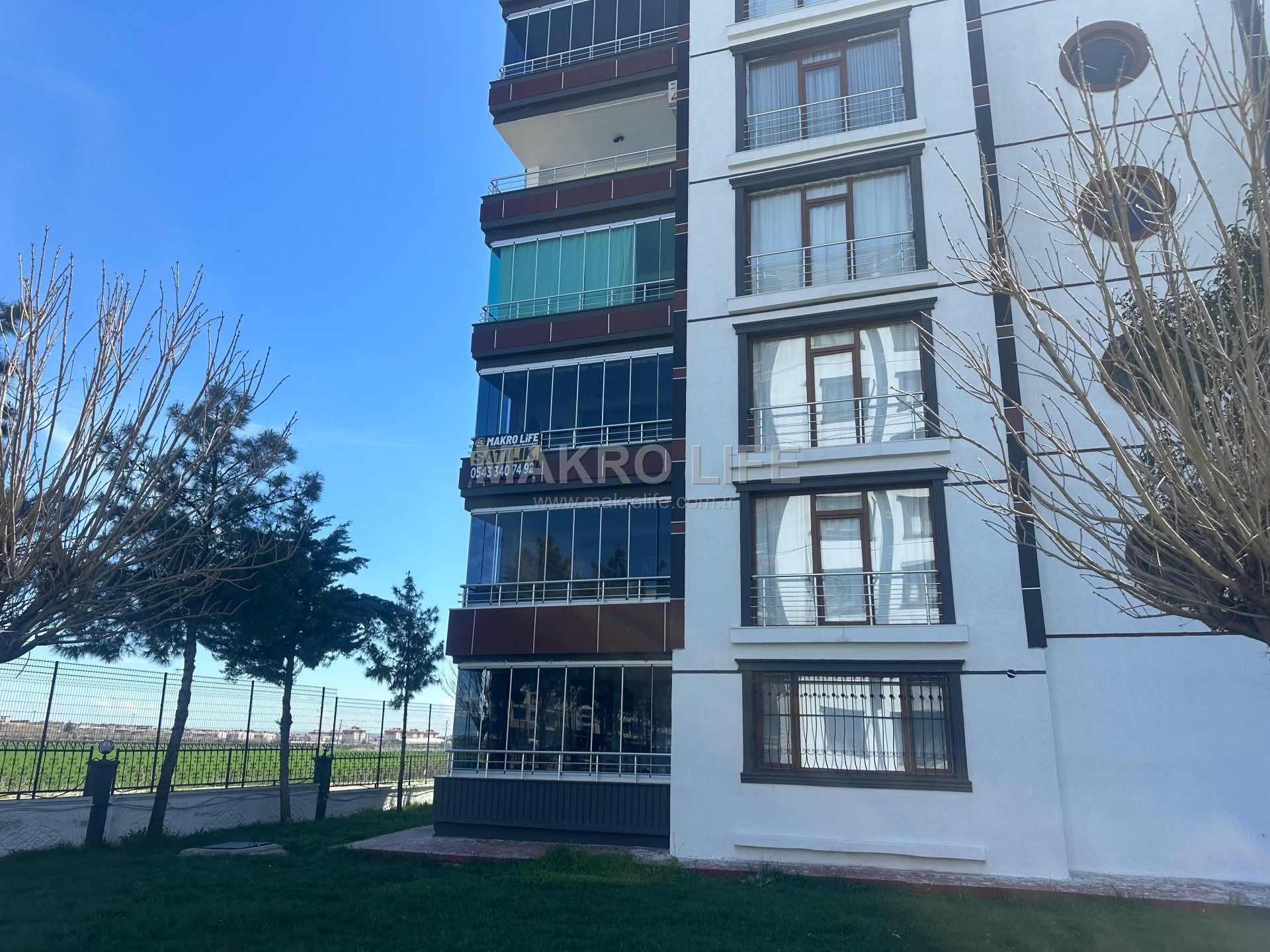 BAĞCILARDA SIFIR AYARINDA 4+1 SATILIK DAİRE