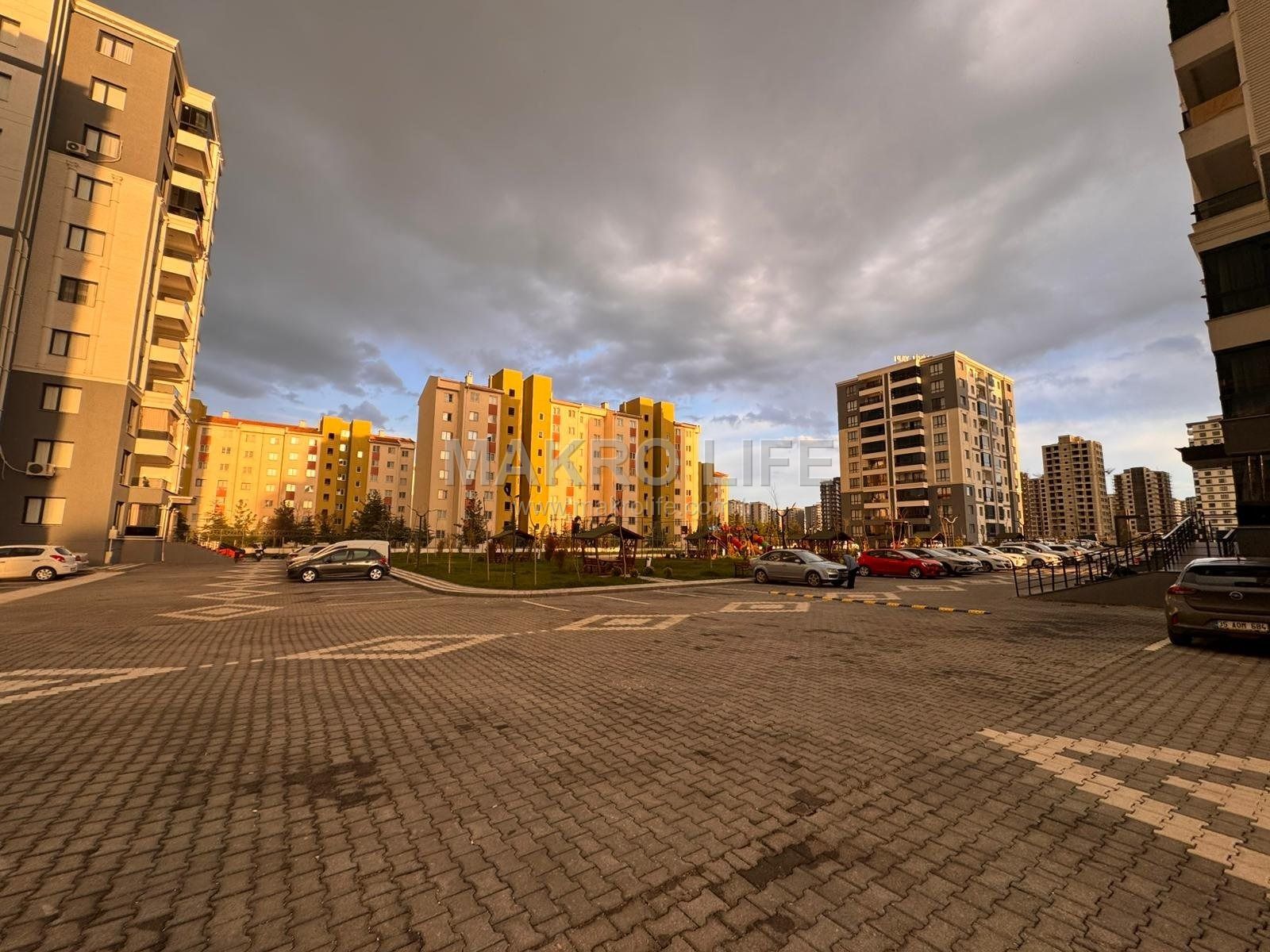 LİVA YAPI KALİTESİYLE 2+1 DEPREM GÖRMEMİŞ DAİRE