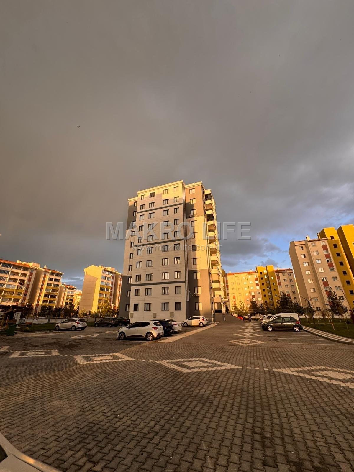 LİVA YAPI KALİTESİYLE 2+1 DEPREM GÖRMEMİŞ DAİRE