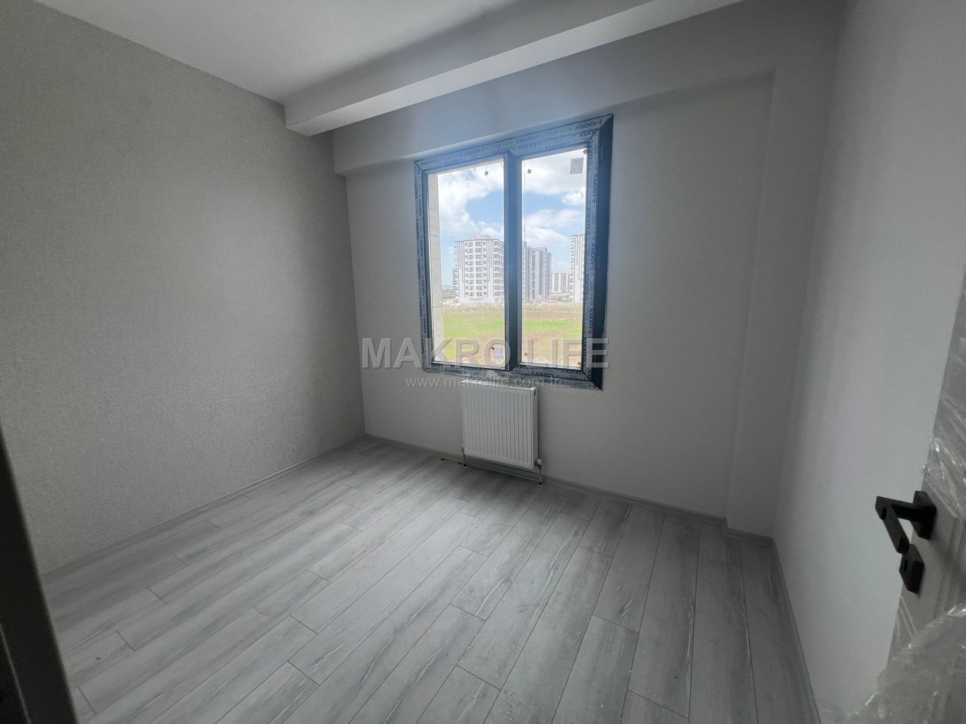 ALDINDAĞ KARŞISI KUTU GİBİ 2+1 DAİRE