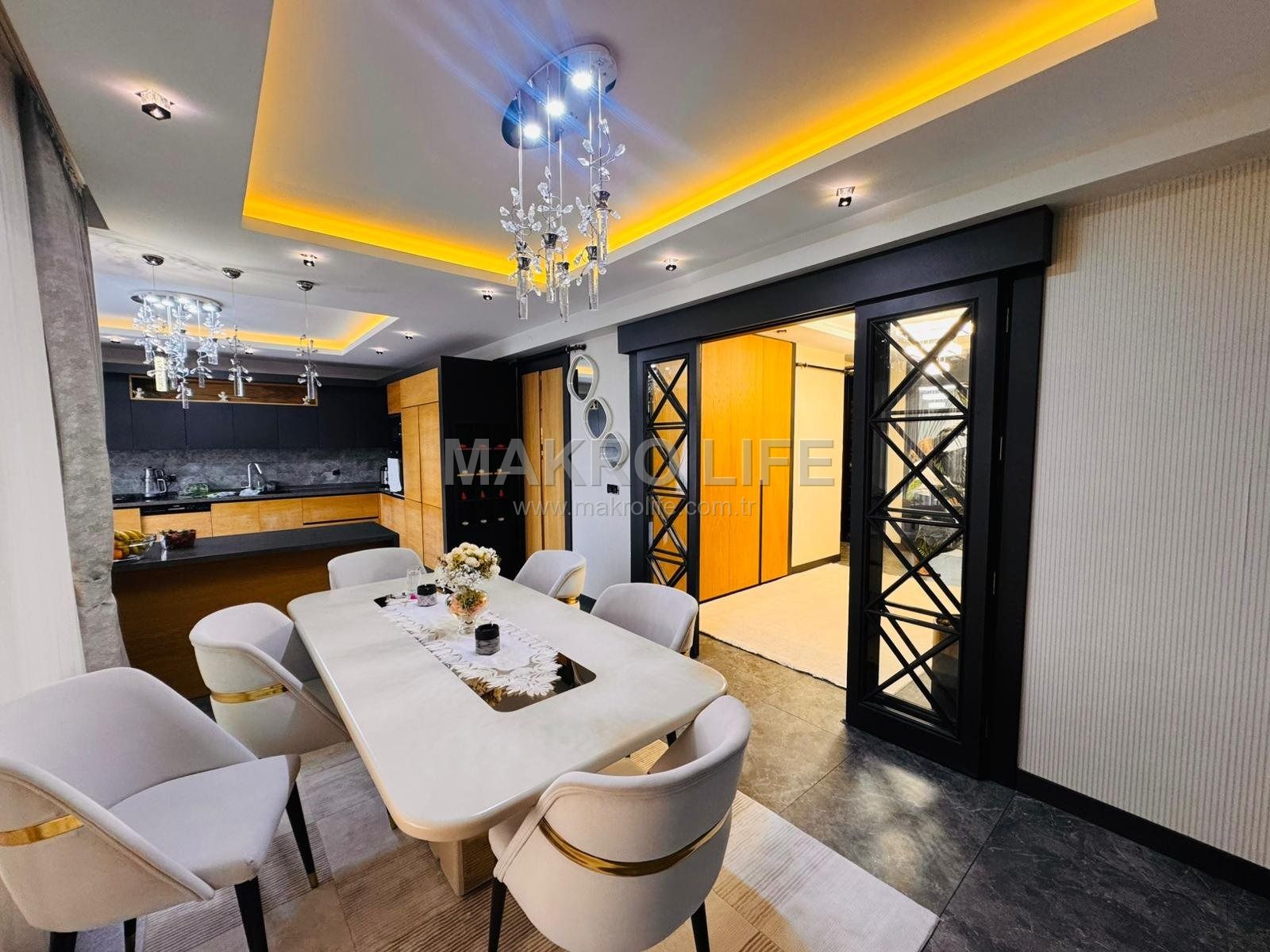 KARAYIL YAPI KALİTESİYLE 4,5+1 LÜKS DAİRE
