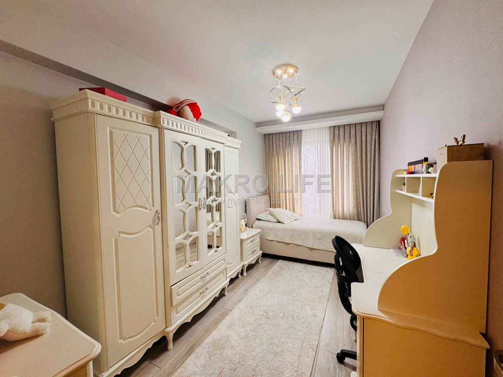 KARAYIL YAPI KALİTESİYLE 4,5+1 LÜKS DAİRE