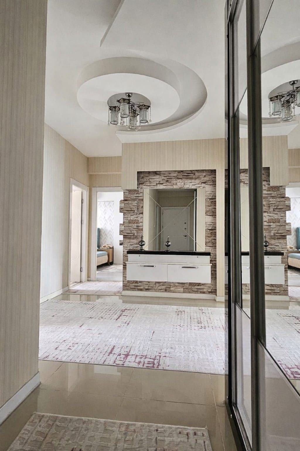 LUNAPARK ARKASI MUHTEŞEM LOKASYONDA 3+1 SATILIK FIRSAT DAİRE