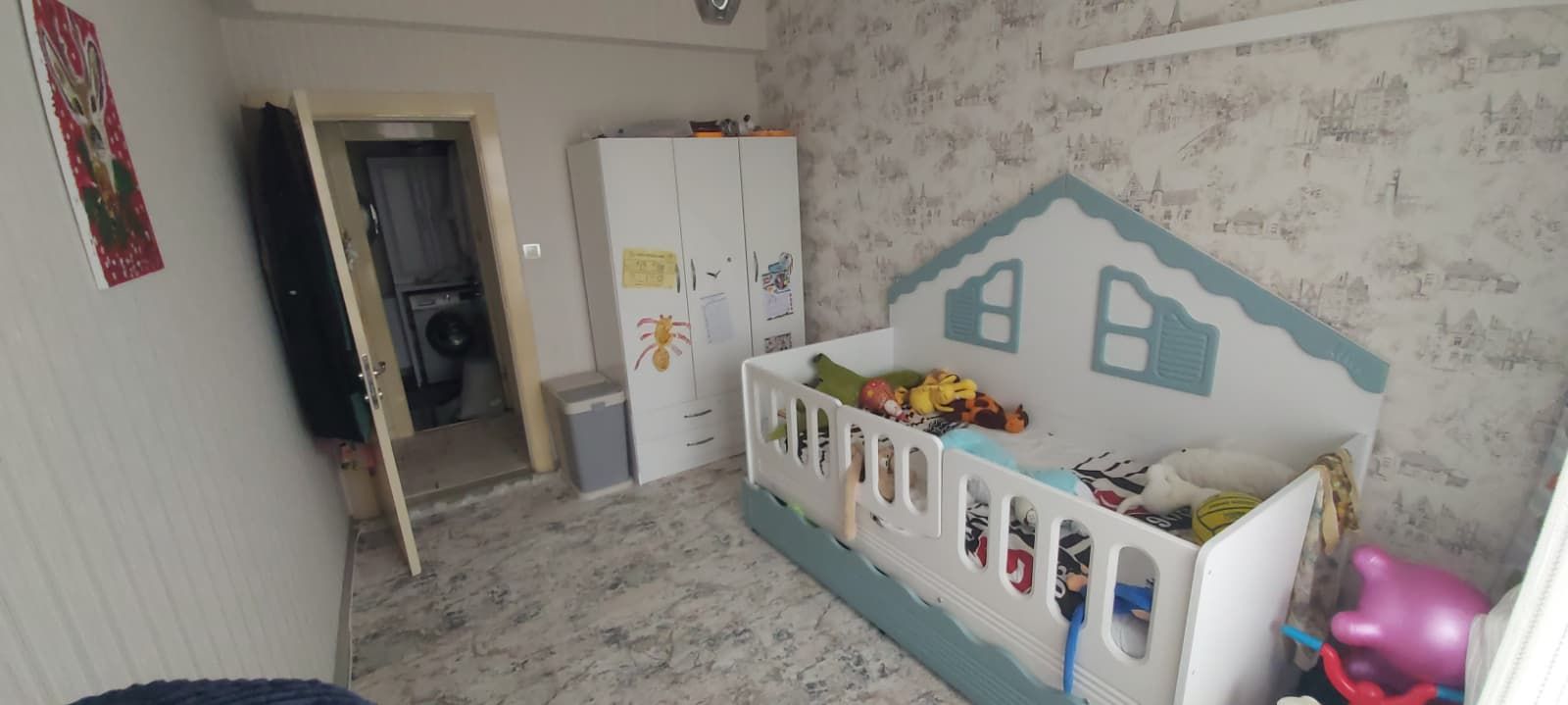 LUNAPARK ARKASI MUHTEŞEM LOKASYONDA 3+1 SATILIK FIRSAT DAİRE