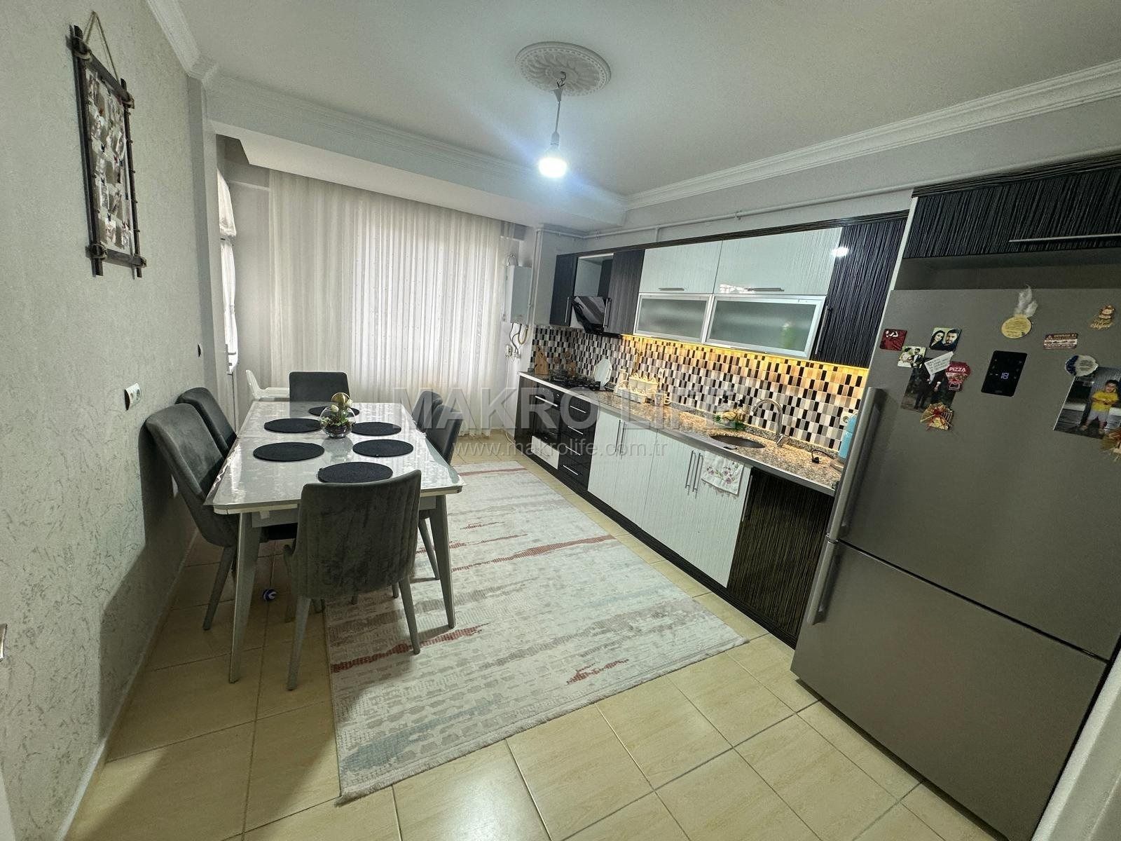 KAYAPINAR’DA LÜKS VE KONFOR BİR ARADA SATILIK ARA KAT DAİRE