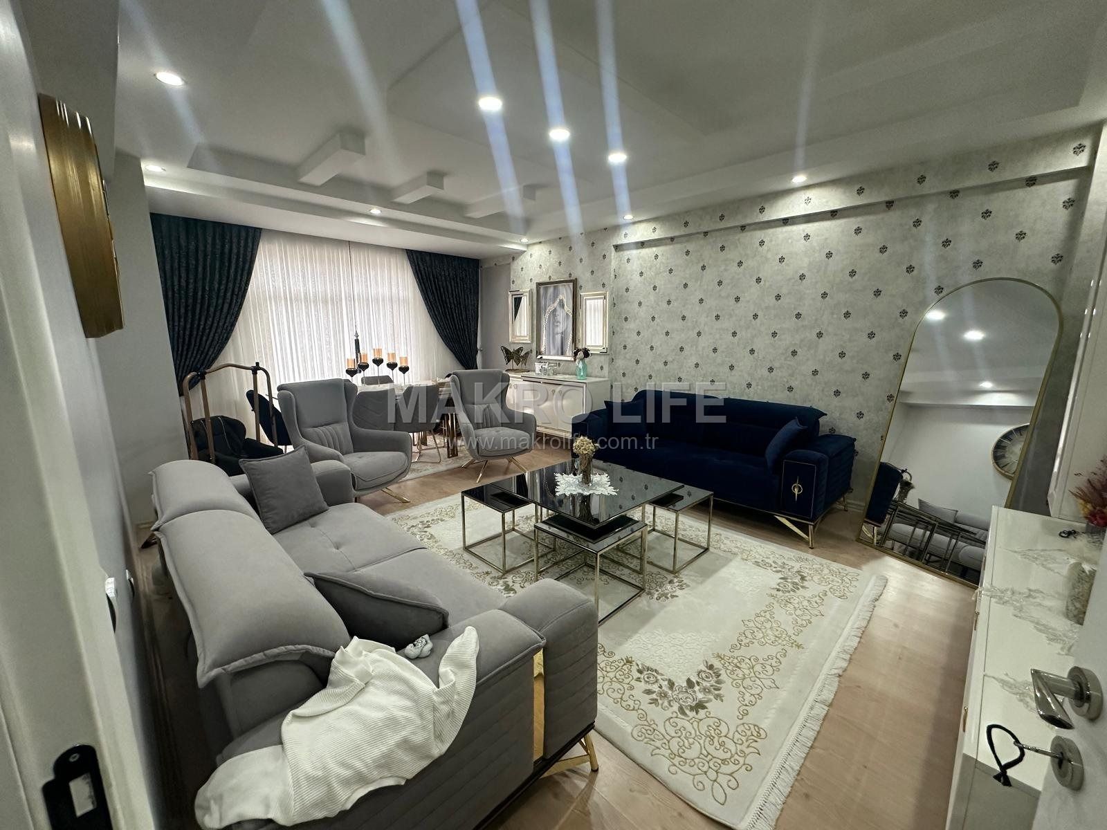 KAYAPINAR’DA LÜKS VE KONFOR BİR ARADA SATILIK ARA KAT DAİRE