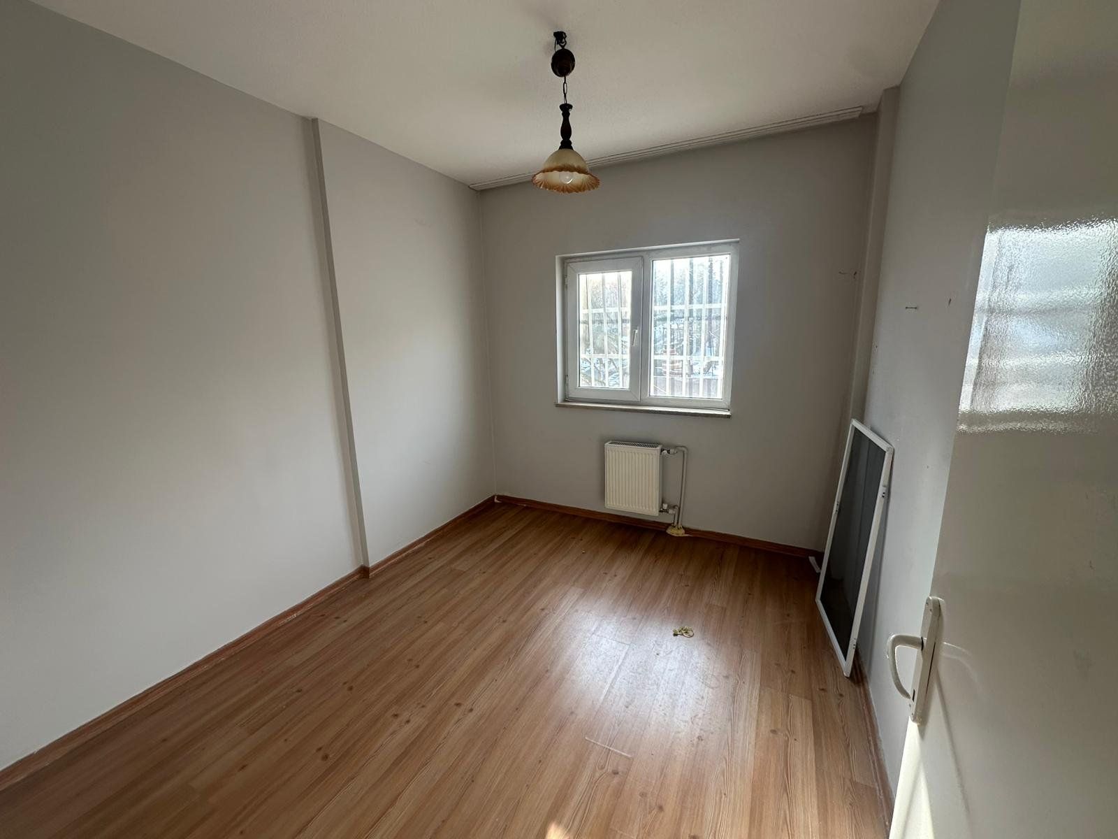SEYRANTEPE'DE TAŞINMAYA HAZIR MERKEZİ KONUMDA 3+1 SATILIK FIRSAT DAİRE