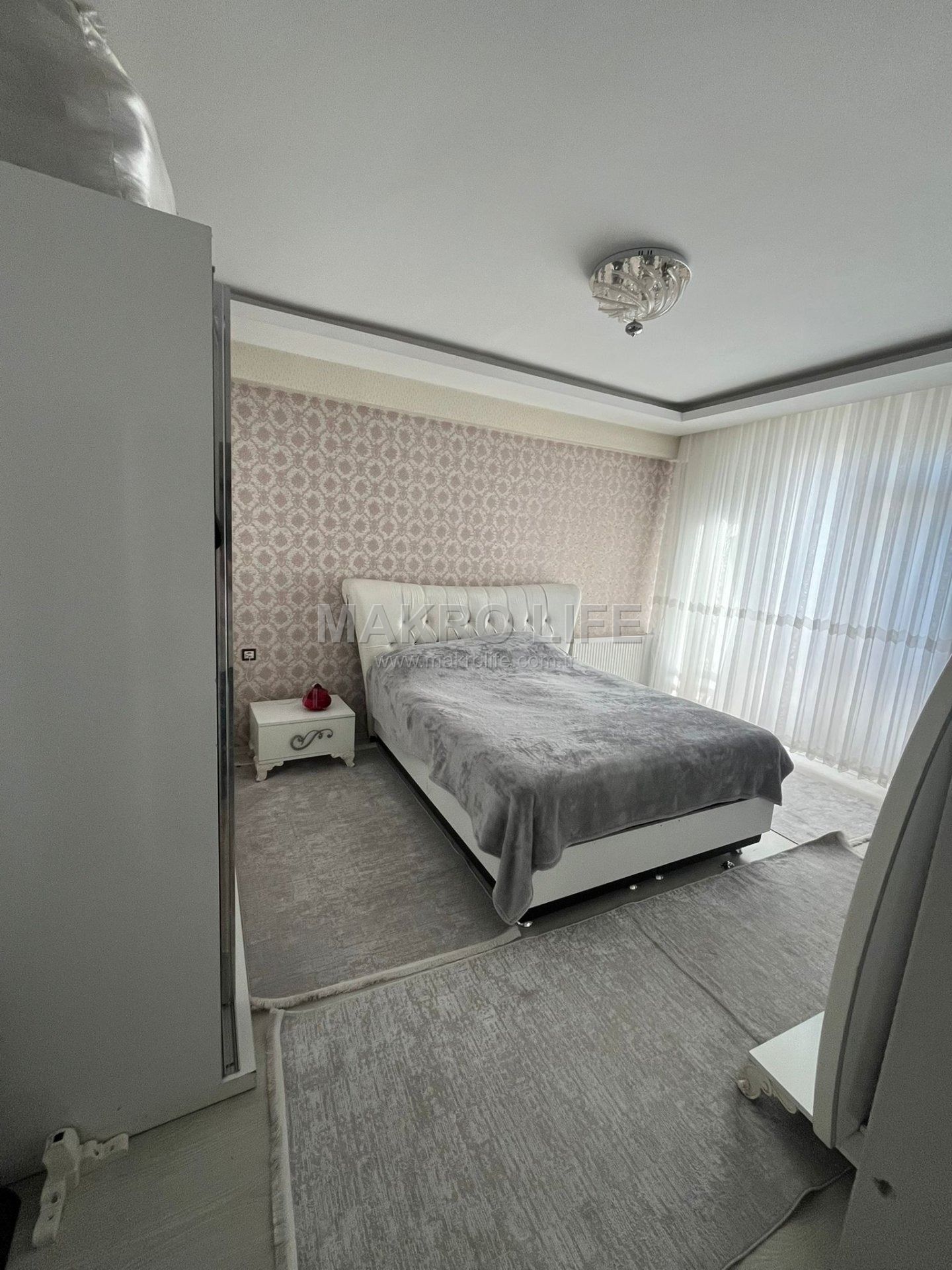 HAVAALANI KAVŞAĞINDA ACİL SATILIK 3+1 DAİRE