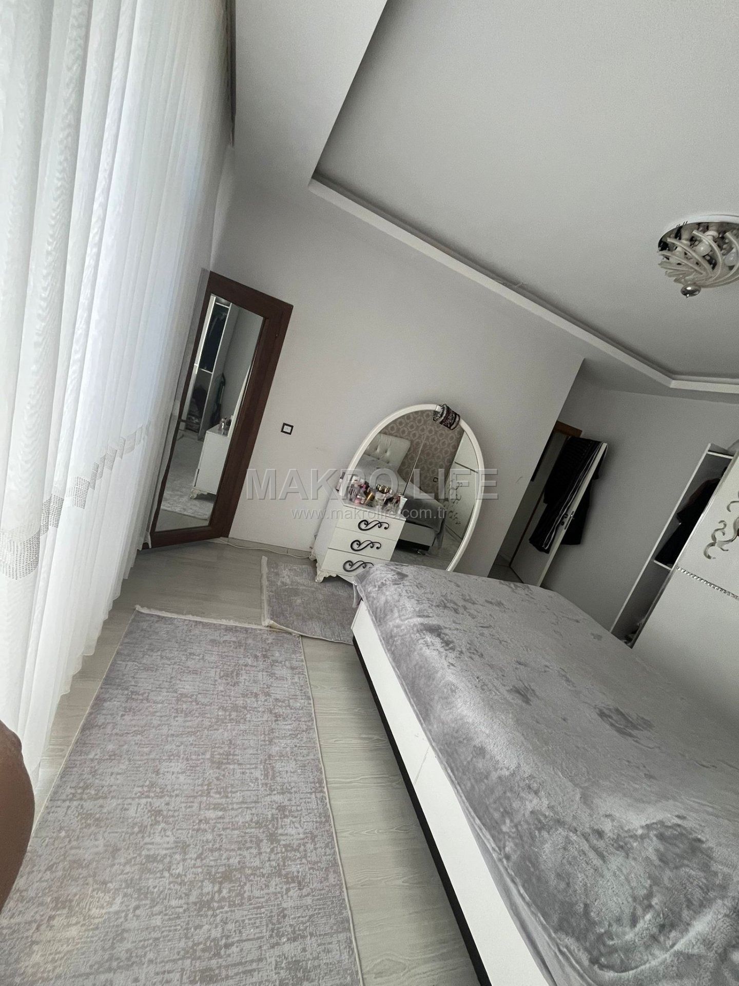 HAVAALANI KAVŞAĞINDA ACİL SATILIK 3+1 DAİRE