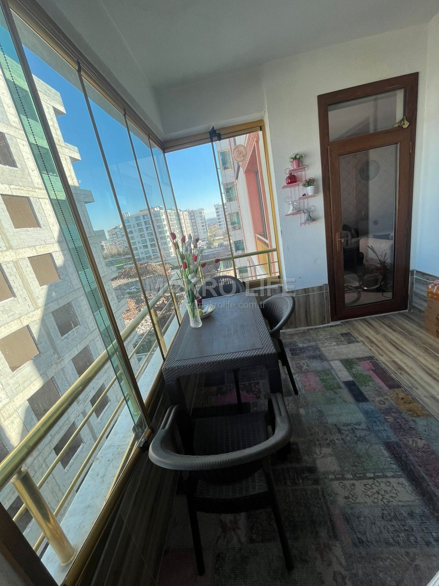 HAVAALANI KAVŞAĞINDA ACİL SATILIK 3+1 DAİRE