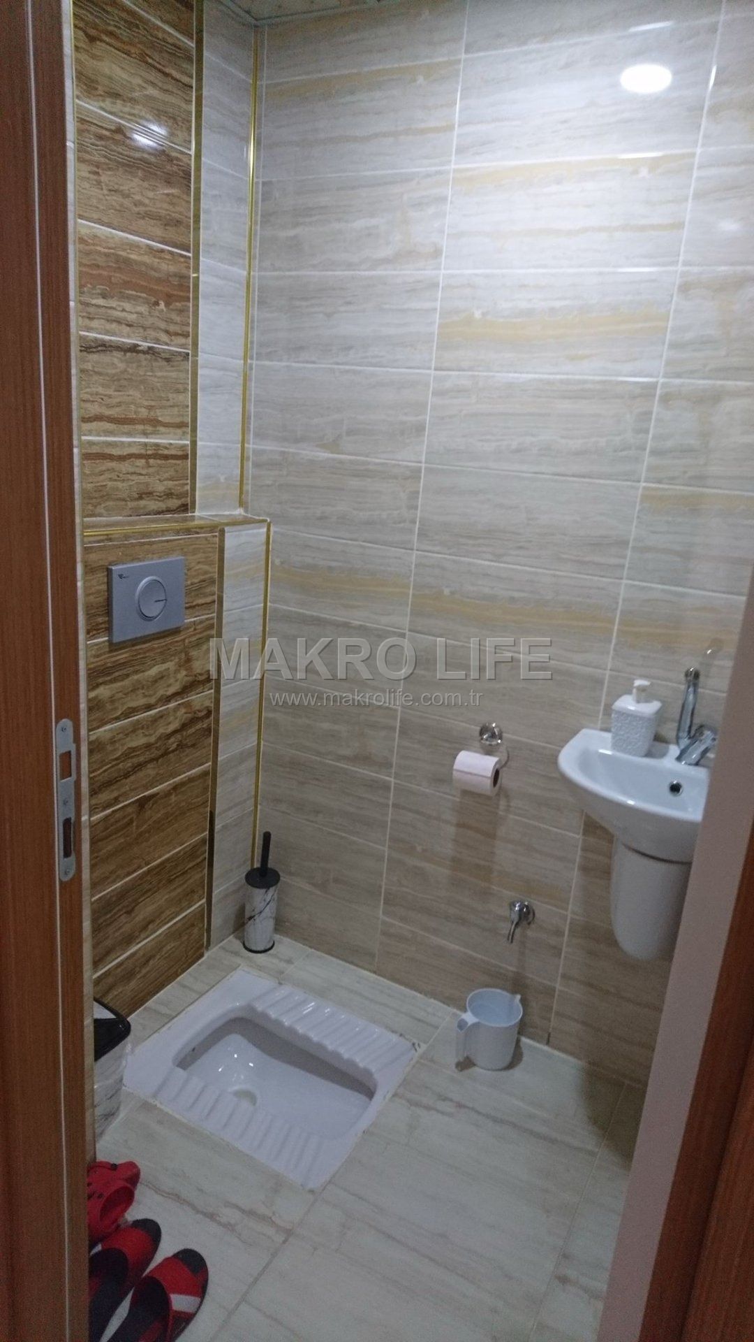 HAVAALANI KAVŞAĞINDA ACİL SATILIK 3+1 DAİRE