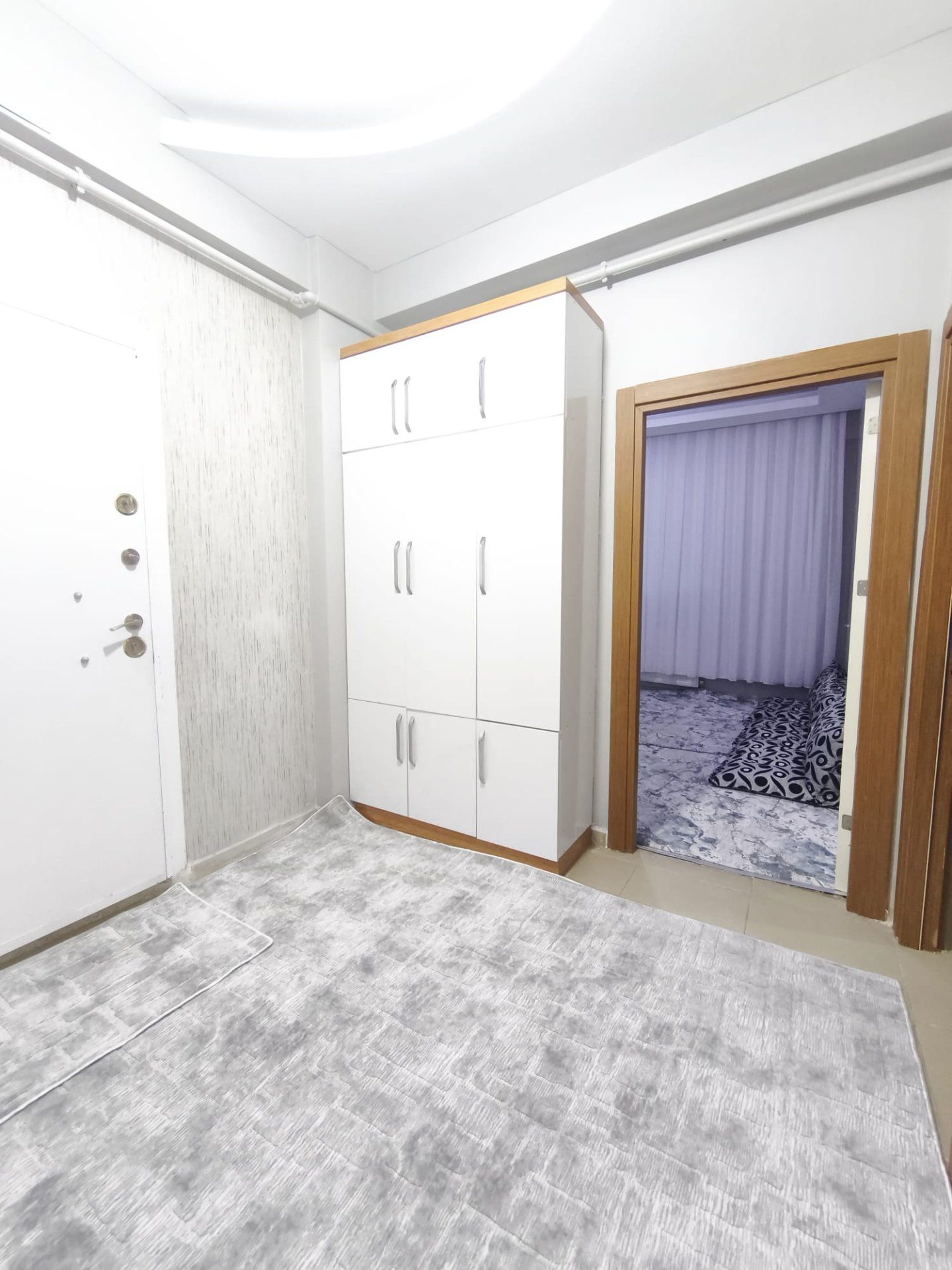 ACİL SATILIK AHMET KAYA CADDESİNDE 2+1 YÜKSEK GİRİŞ DAİRE