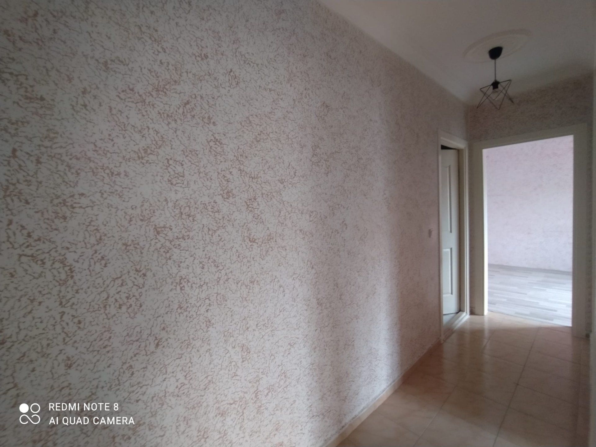 ÜÇKUYULAR SEMT PAZARINA YAKIN 3+1 KİRALIK DAİRE