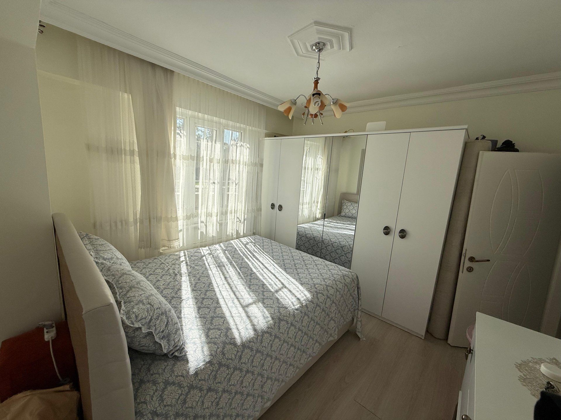 NİNOVA AVM ARKASINDA 3+1 SATILIK FIRSAT DAİRE