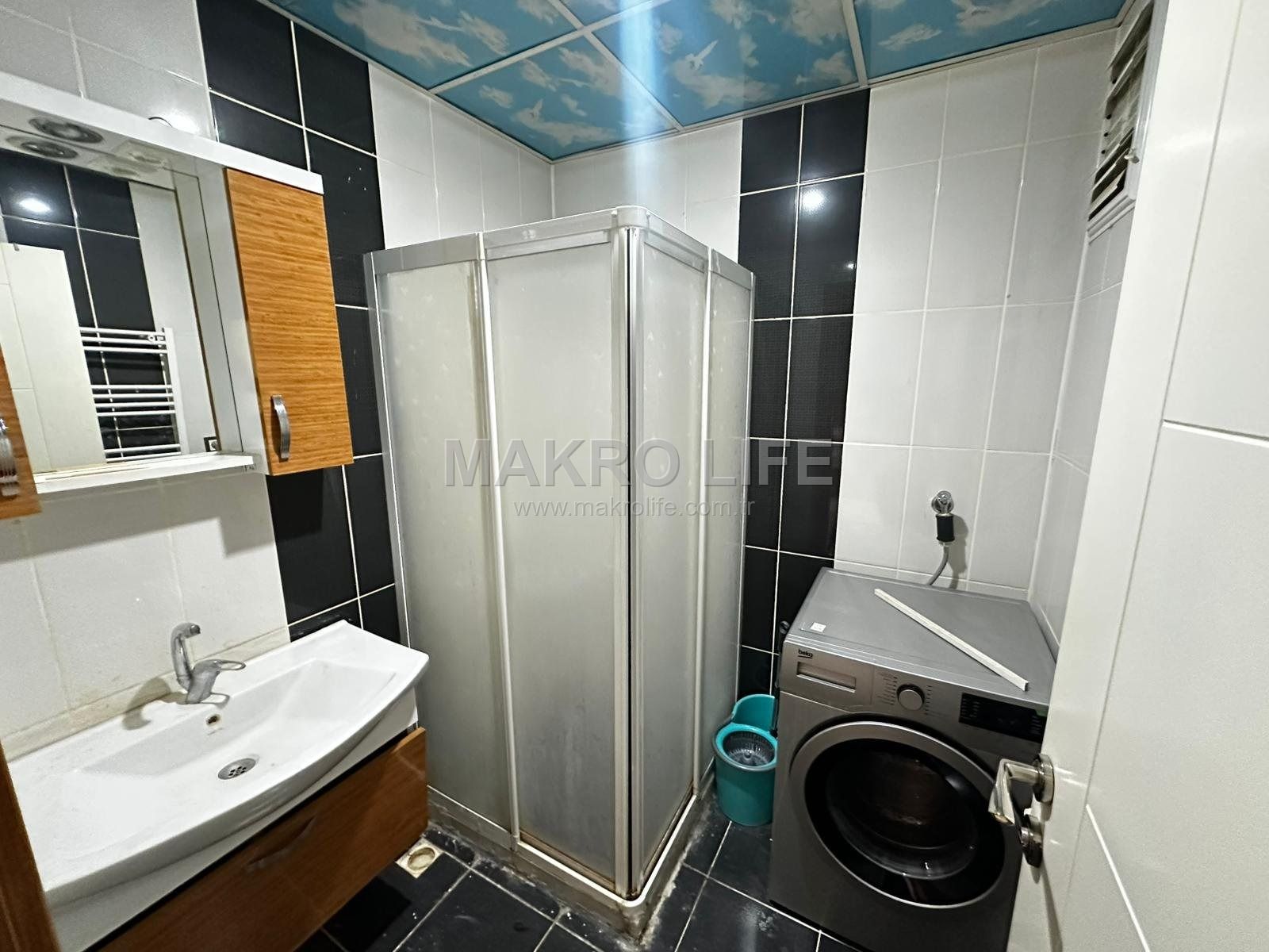 BAĞCILAR GÖLETLİ PARK KARŞISI MİLLET BAHÇESİ YANINDA 1+1 EŞYALI KİRALIK YÜKSEK GİRİŞ KAT FIRSAT DAİRE!