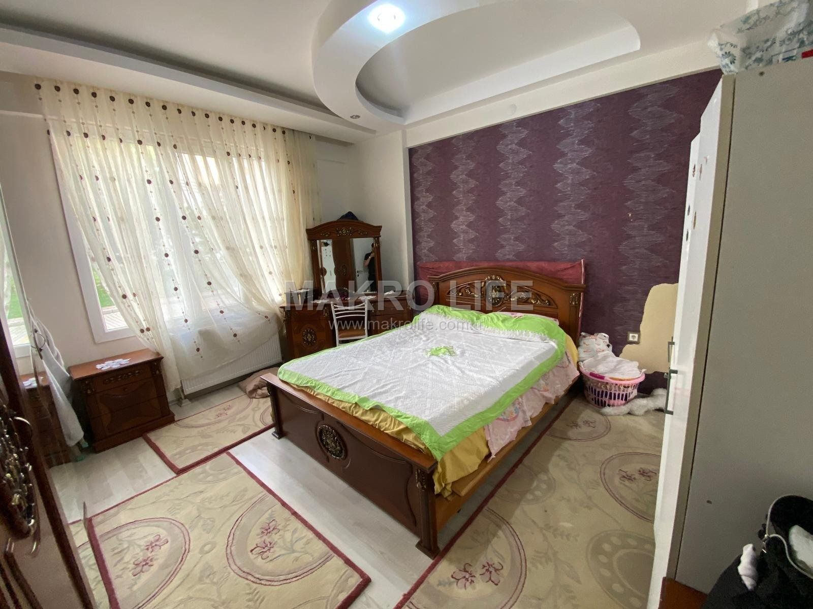 BAĞCILAR ESKİ SİVEREK CADDESİNDE SATILIK 3+1 FIRSAT DAİRE