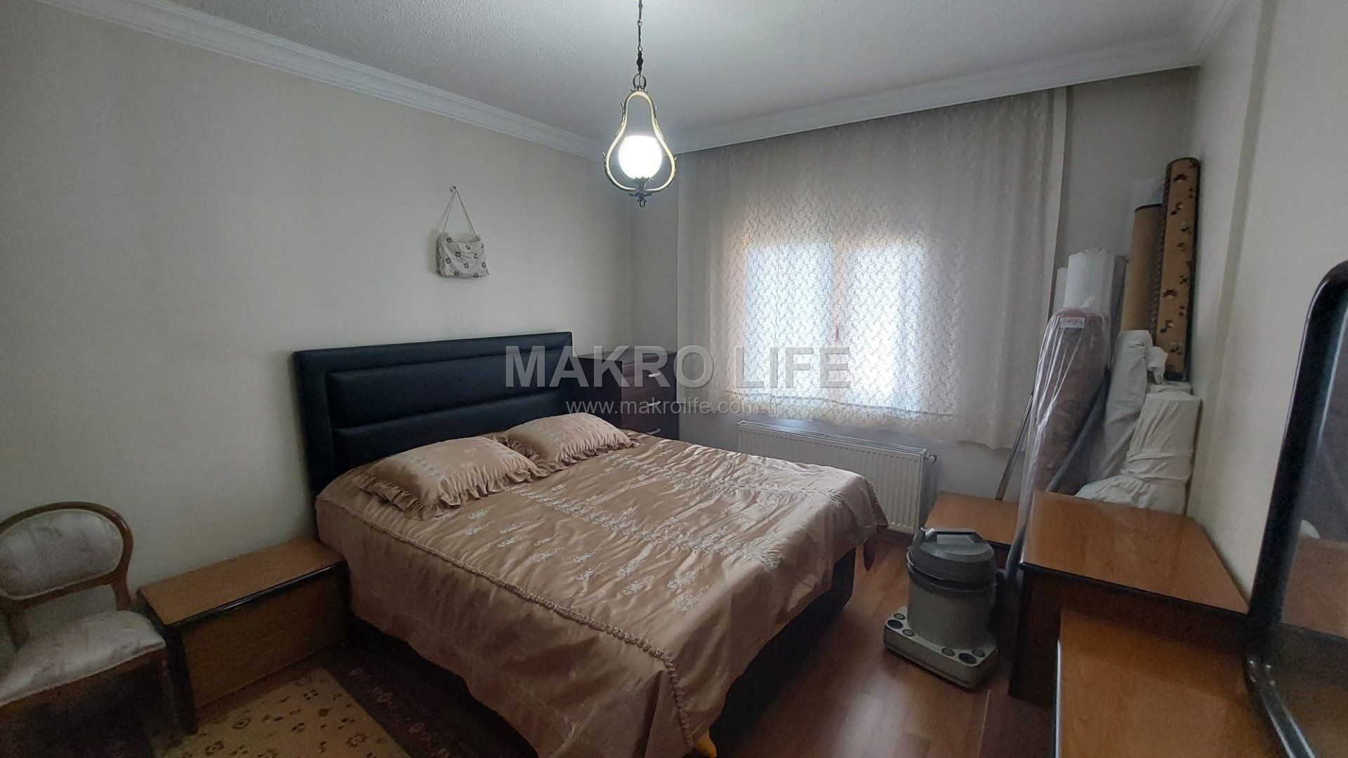SEYRANTEPE TOPLU KONUT'TA SATILIK 3+1 FIRSAT ARAKAT DAİRE